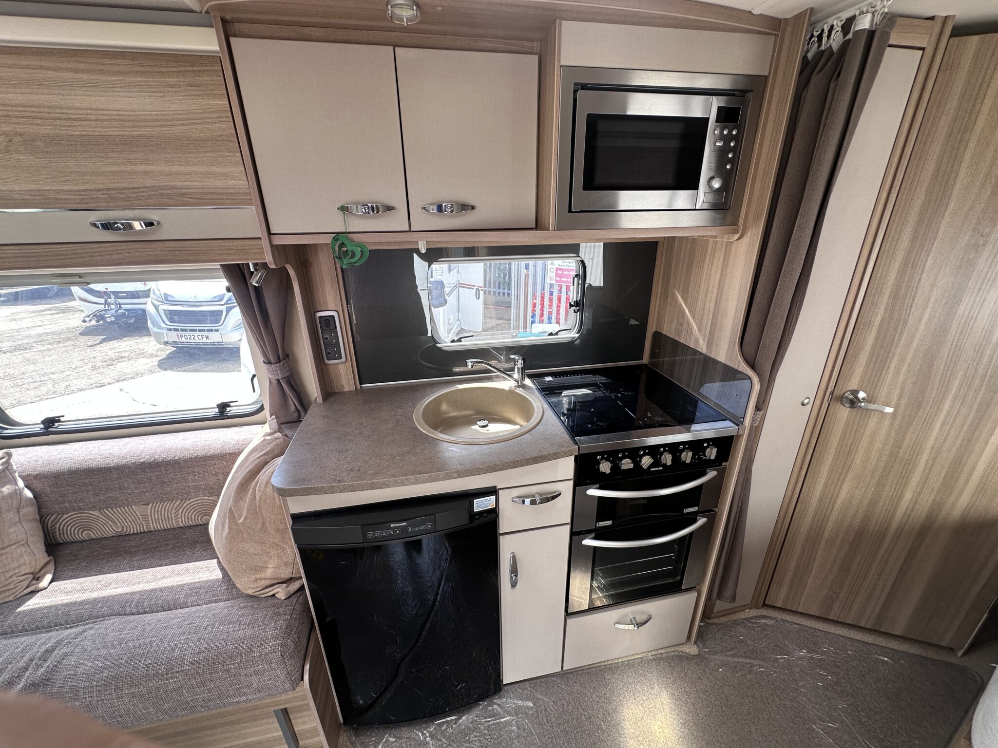 Bessacarr E452 – 2013 Motorhome - Image 23