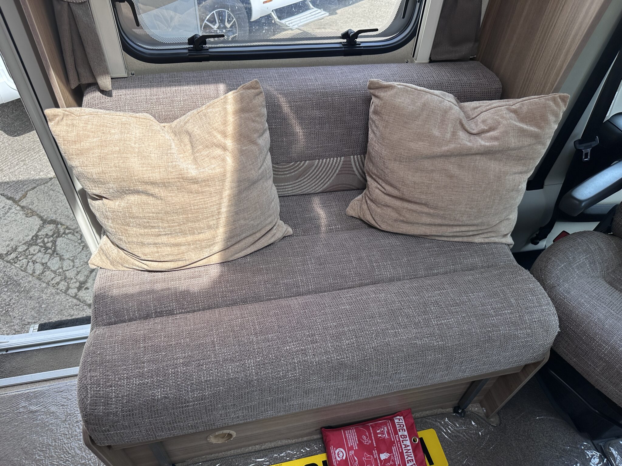 Bessacarr E452 – 2013 Motorhome - Image 36