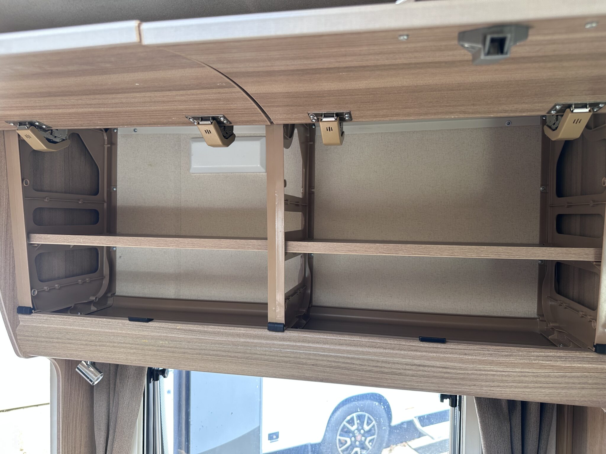 Bessacarr E452 – 2013 Motorhome - Image 38