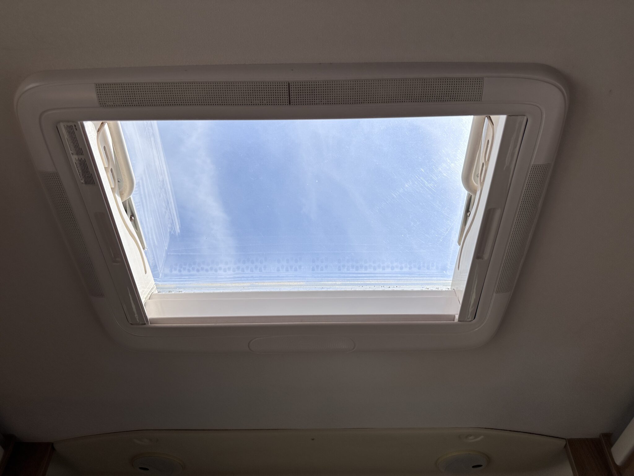 Bessacarr E452 – 2013 Motorhome - Image 46