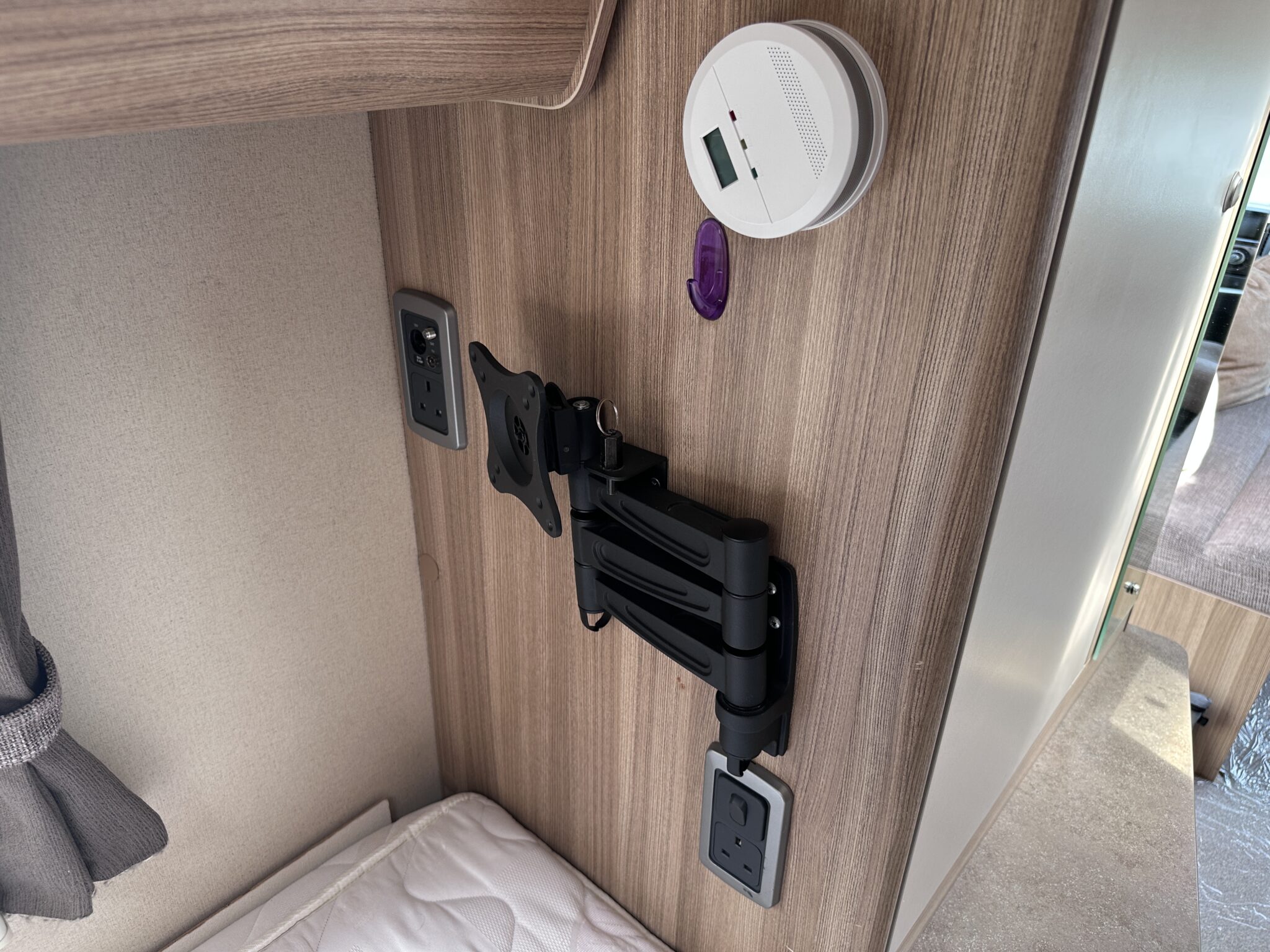 Bessacarr E452 – 2013 Motorhome - Image 70