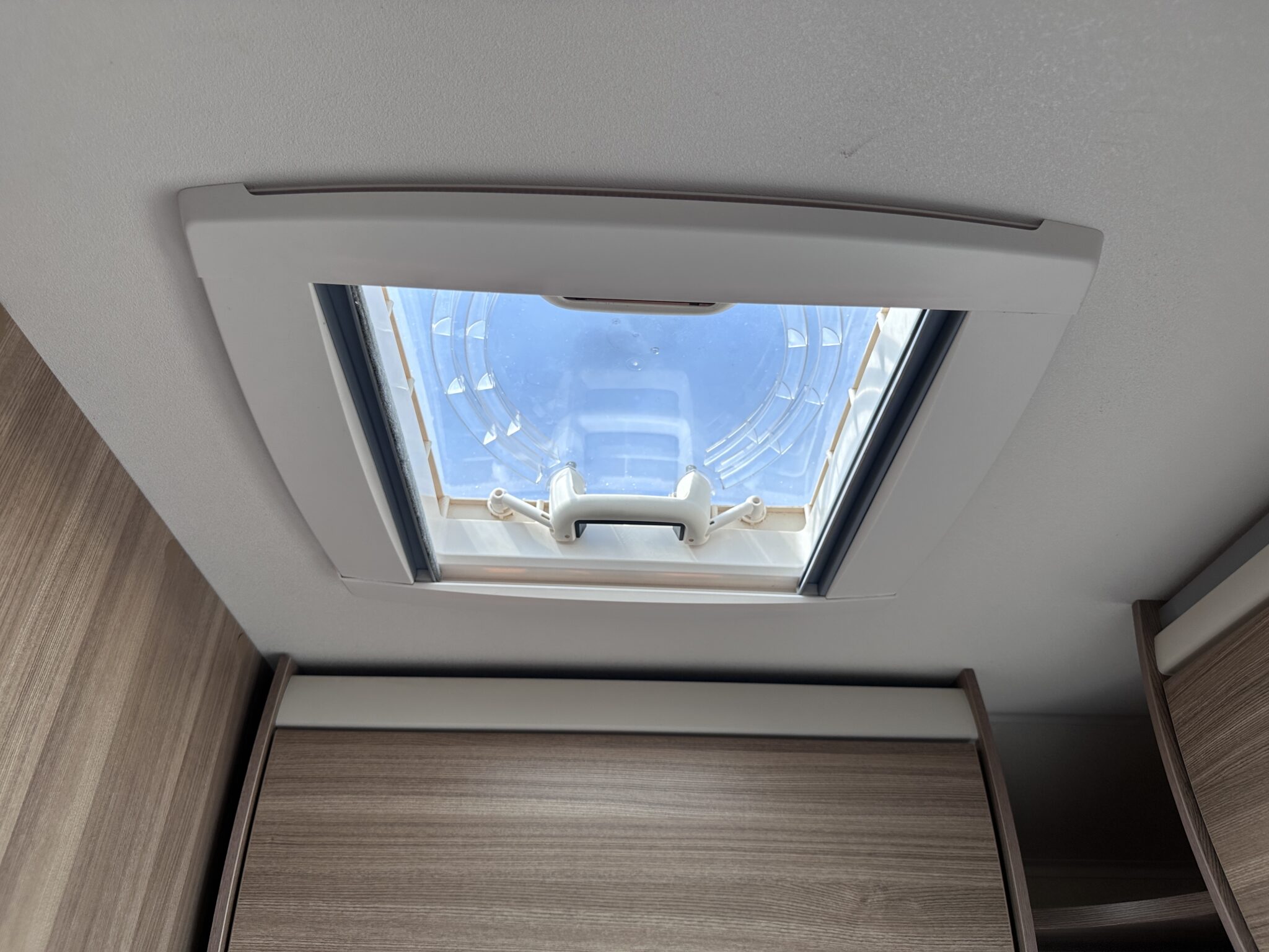Bessacarr E452 – 2013 Motorhome - Image 71