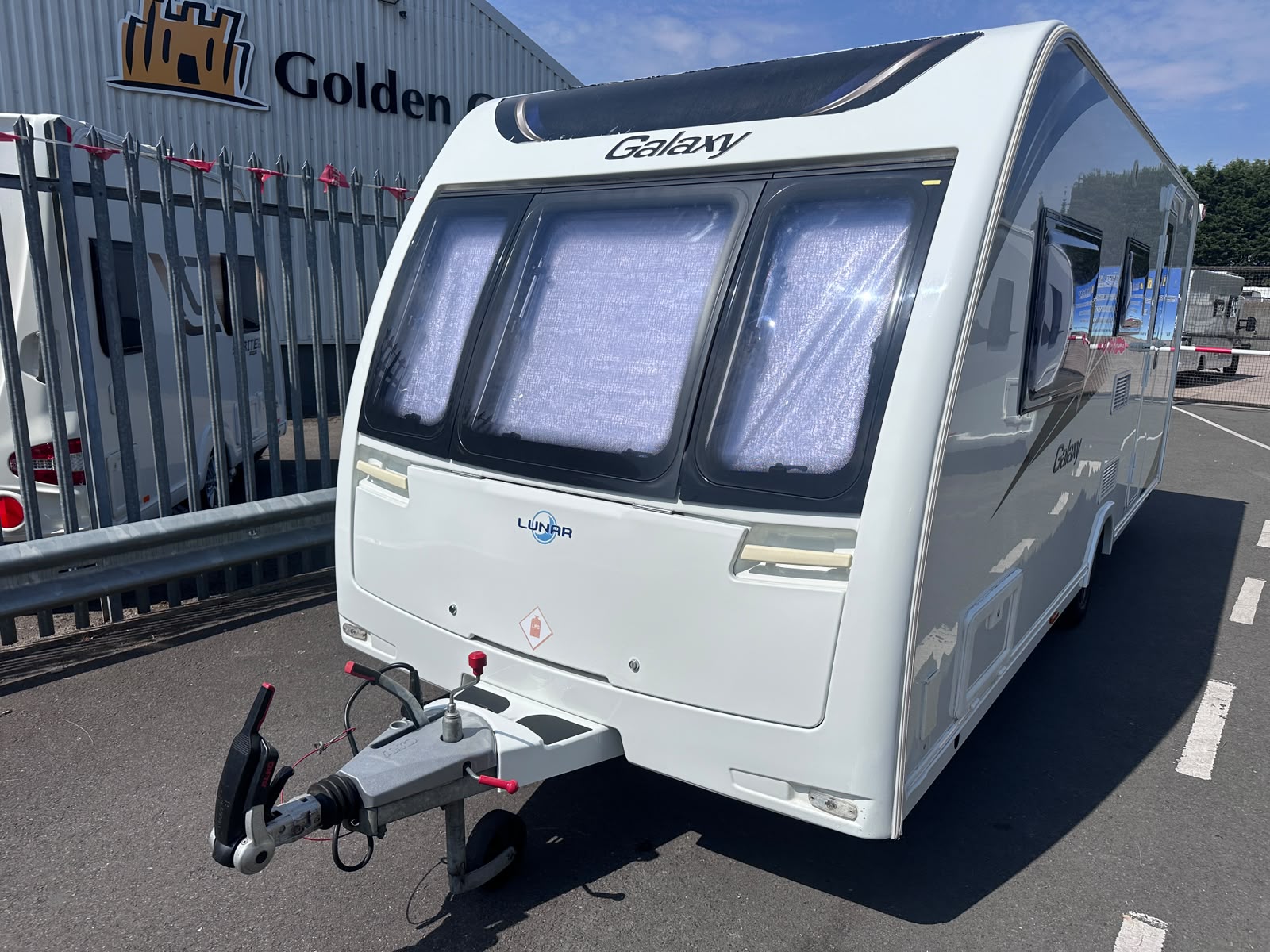 Lunar Galaxy 4ES – 2017 Caravan - Image 2