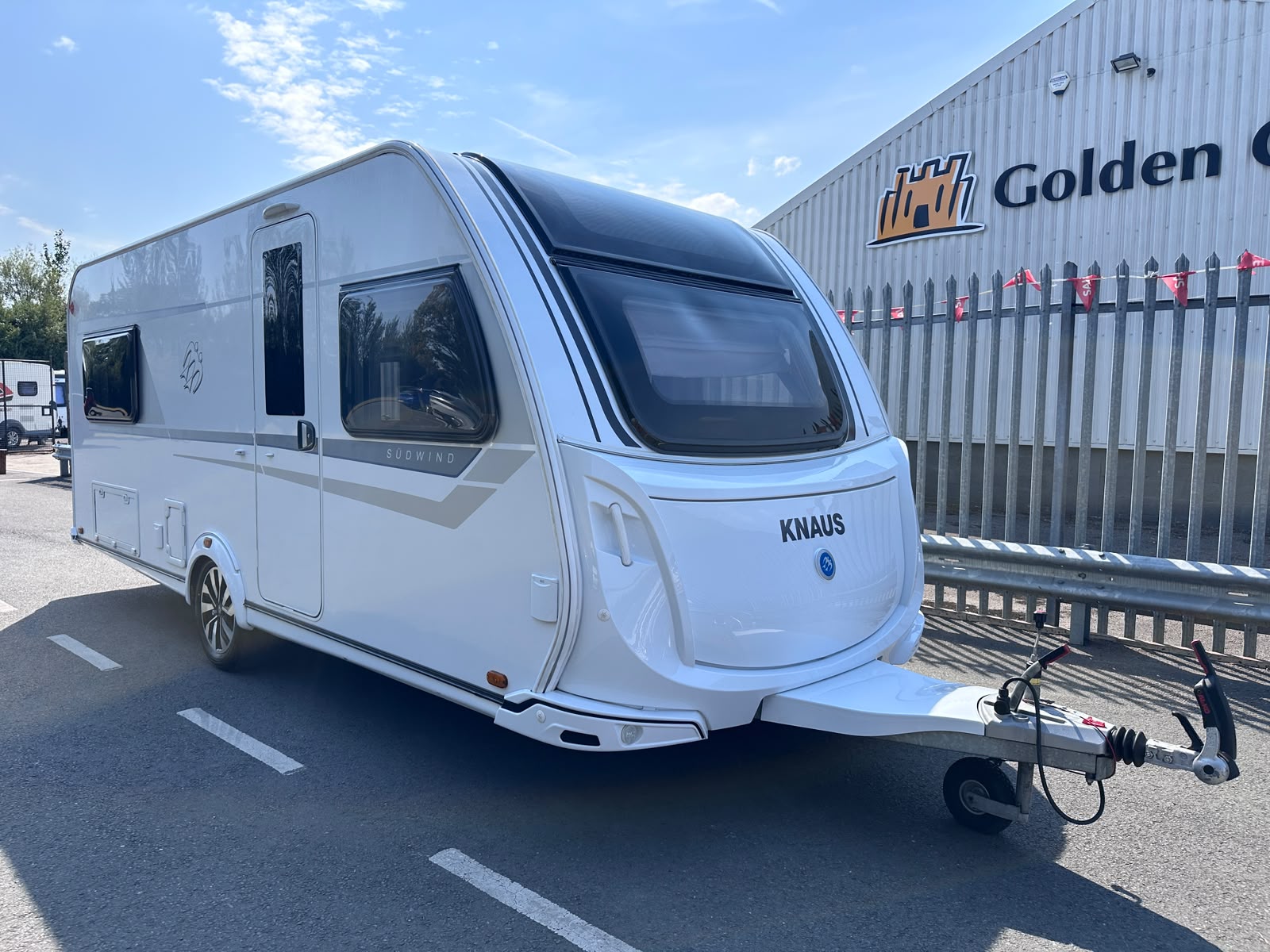 Knaus Südwind 450 UE – 2020 Caravan - Image 3