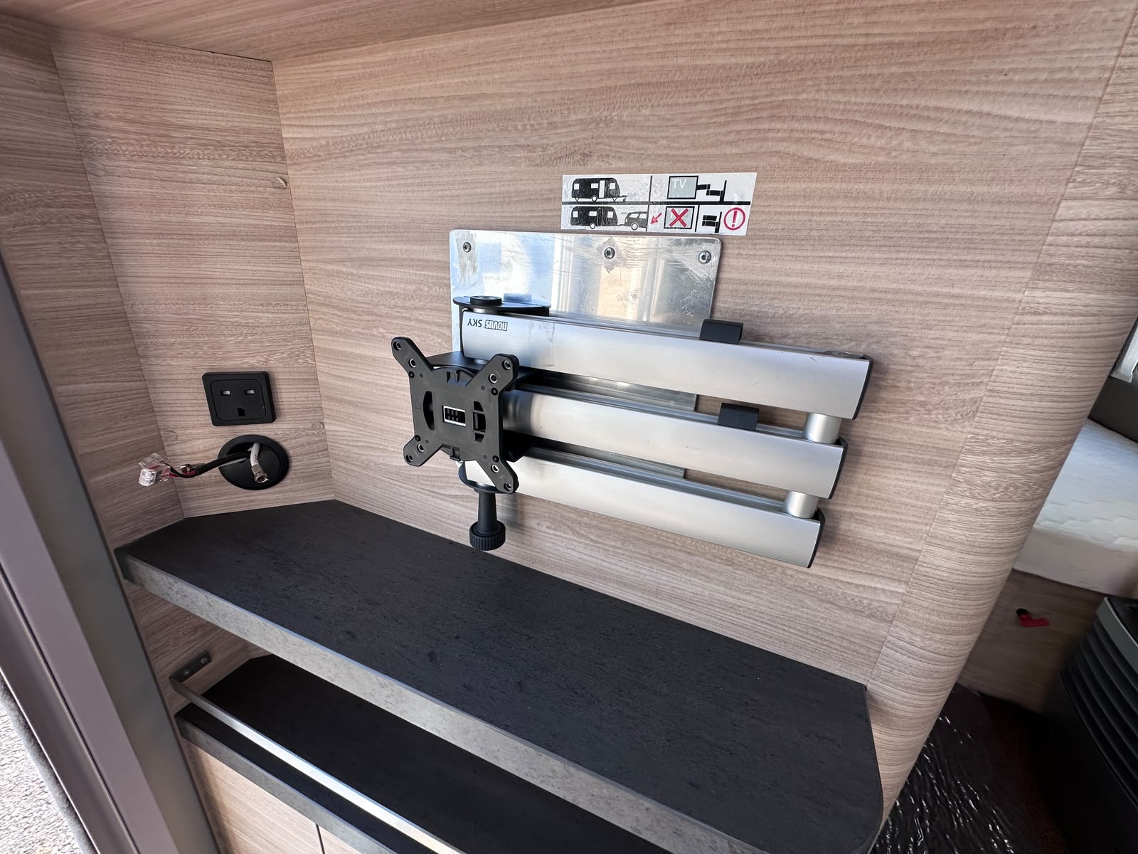 Knaus Südwind 450 UE – 2020 Caravan - Image 35