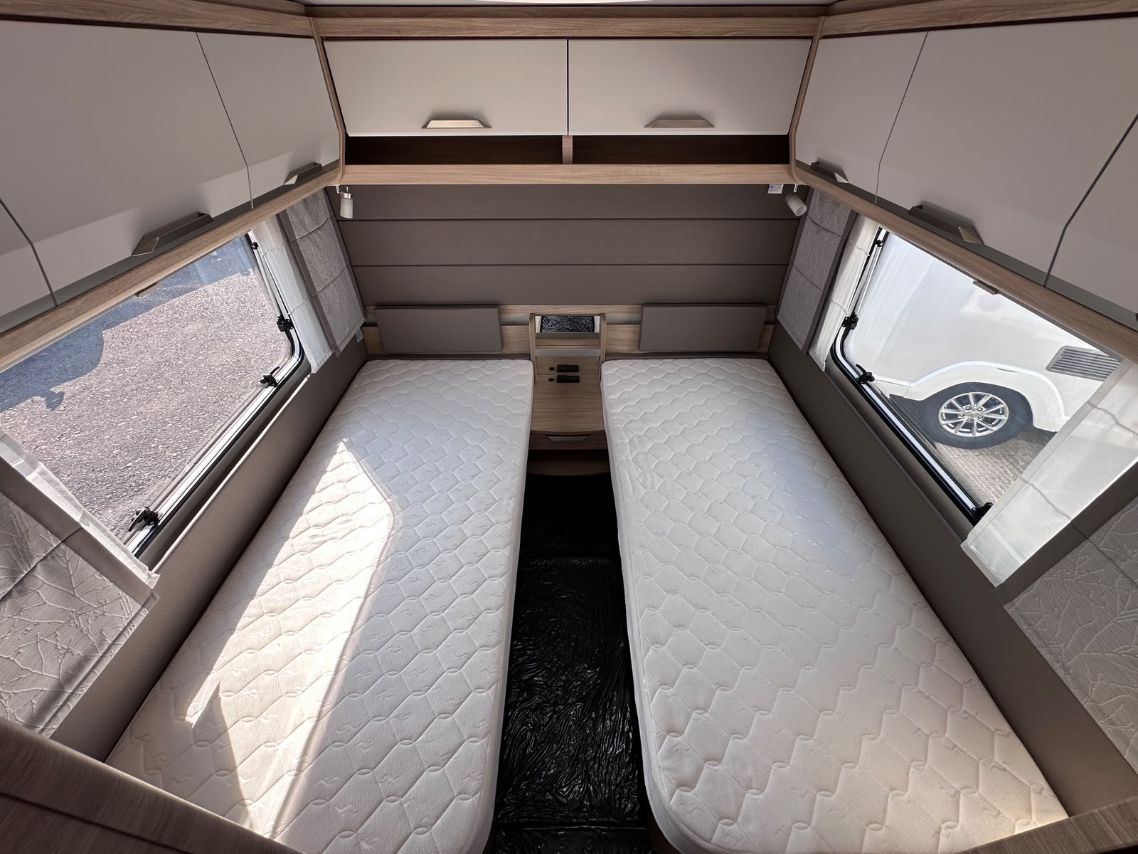 Knaus Südwind 450 UE – 2020 Caravan - Image 55