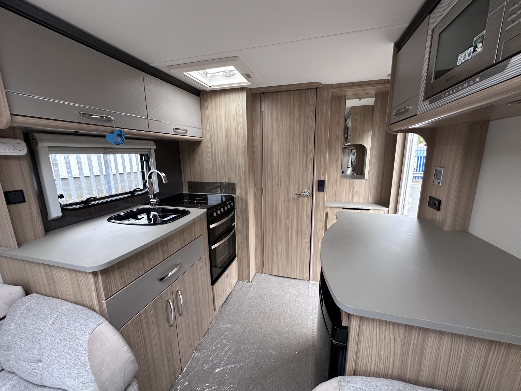 Coachman Pastiche 460 – 2018 Caravan - Image 24