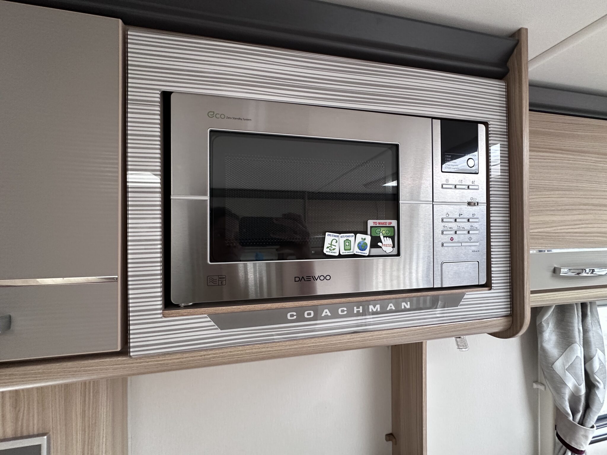Coachman Pastiche 460 – 2018 Caravan - Image 54