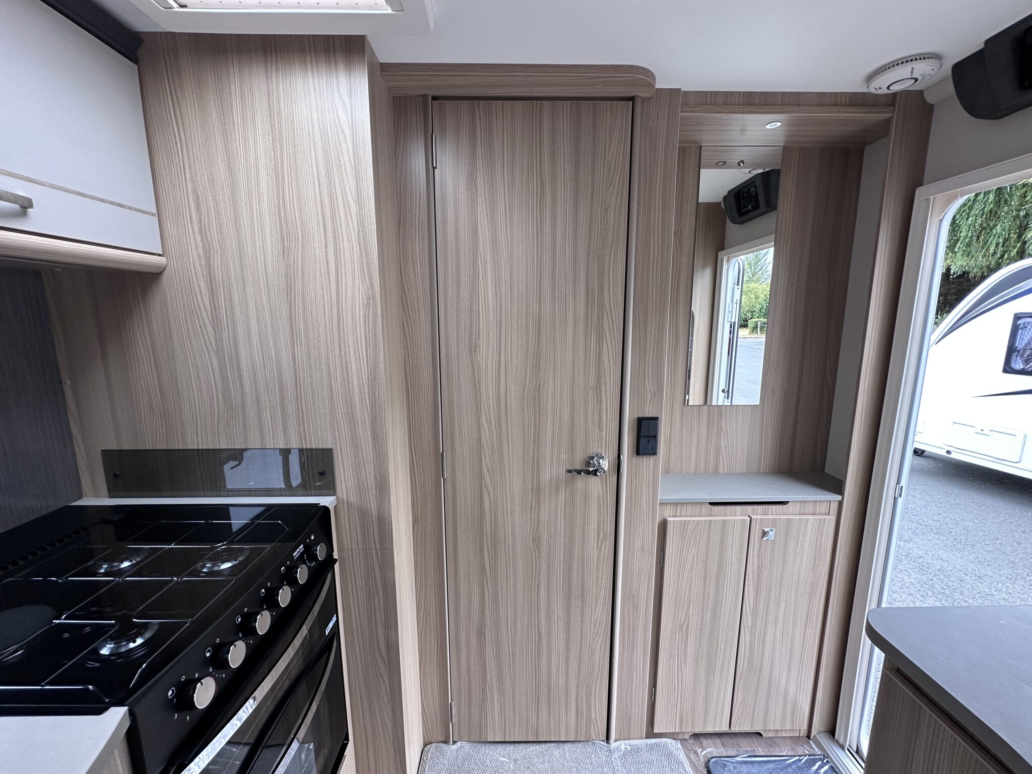 Coachman Pastiche 460 – 2018 Caravan - Image 58