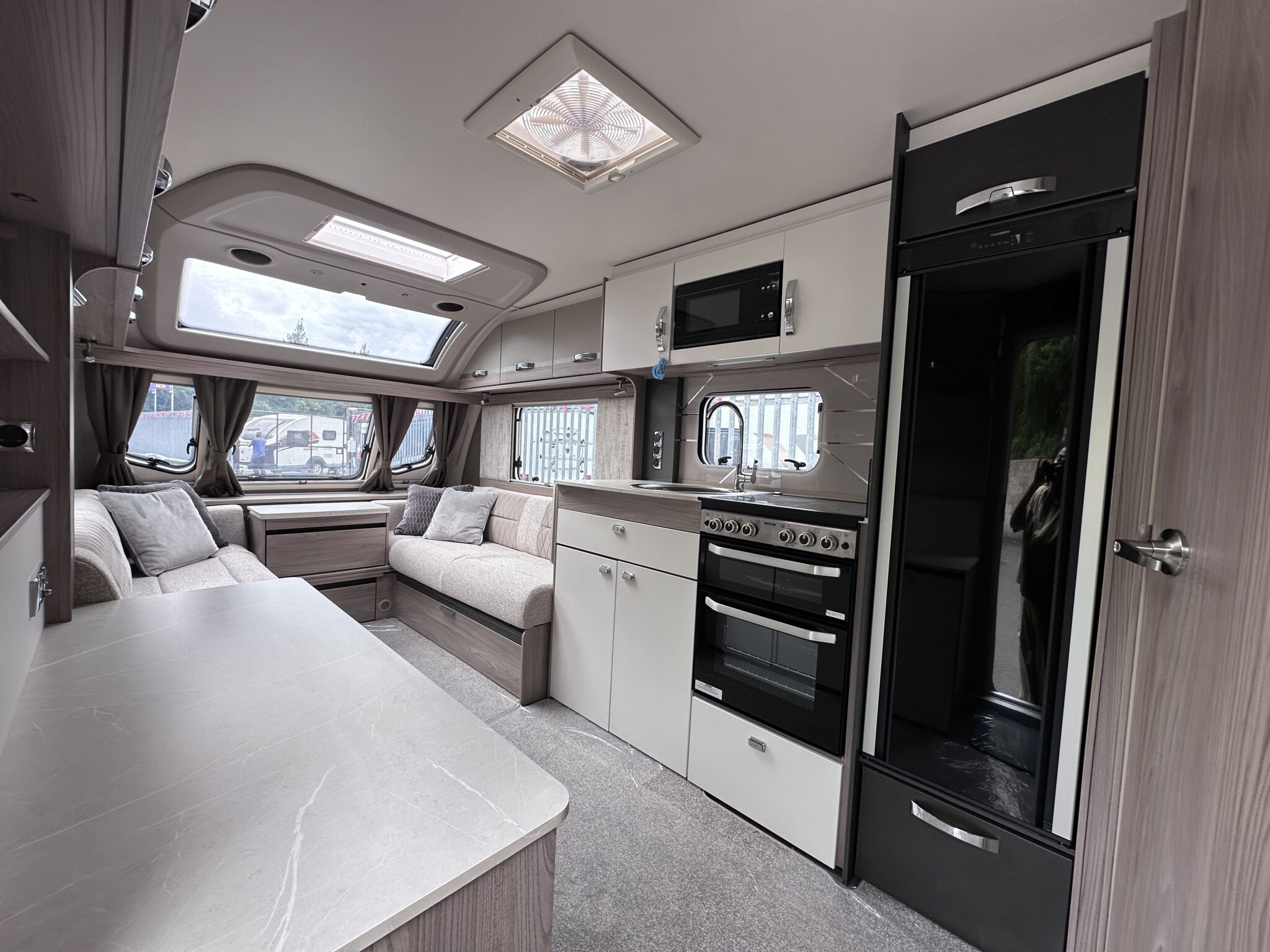 Swift Challenger Exclusive 480 – 2024 Caravan - Image 20