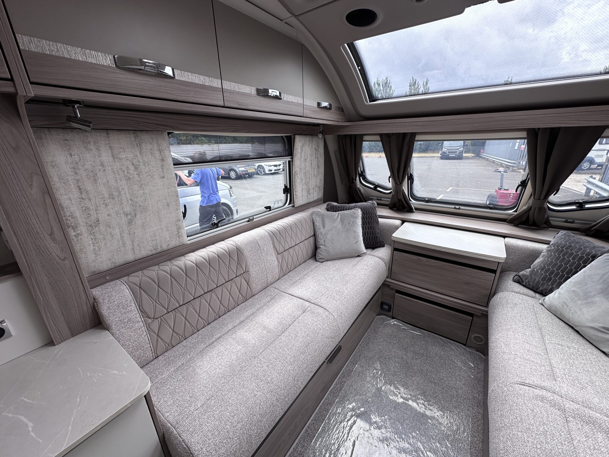 Swift Challenger Exclusive 480 – 2024 Caravan - Image 24