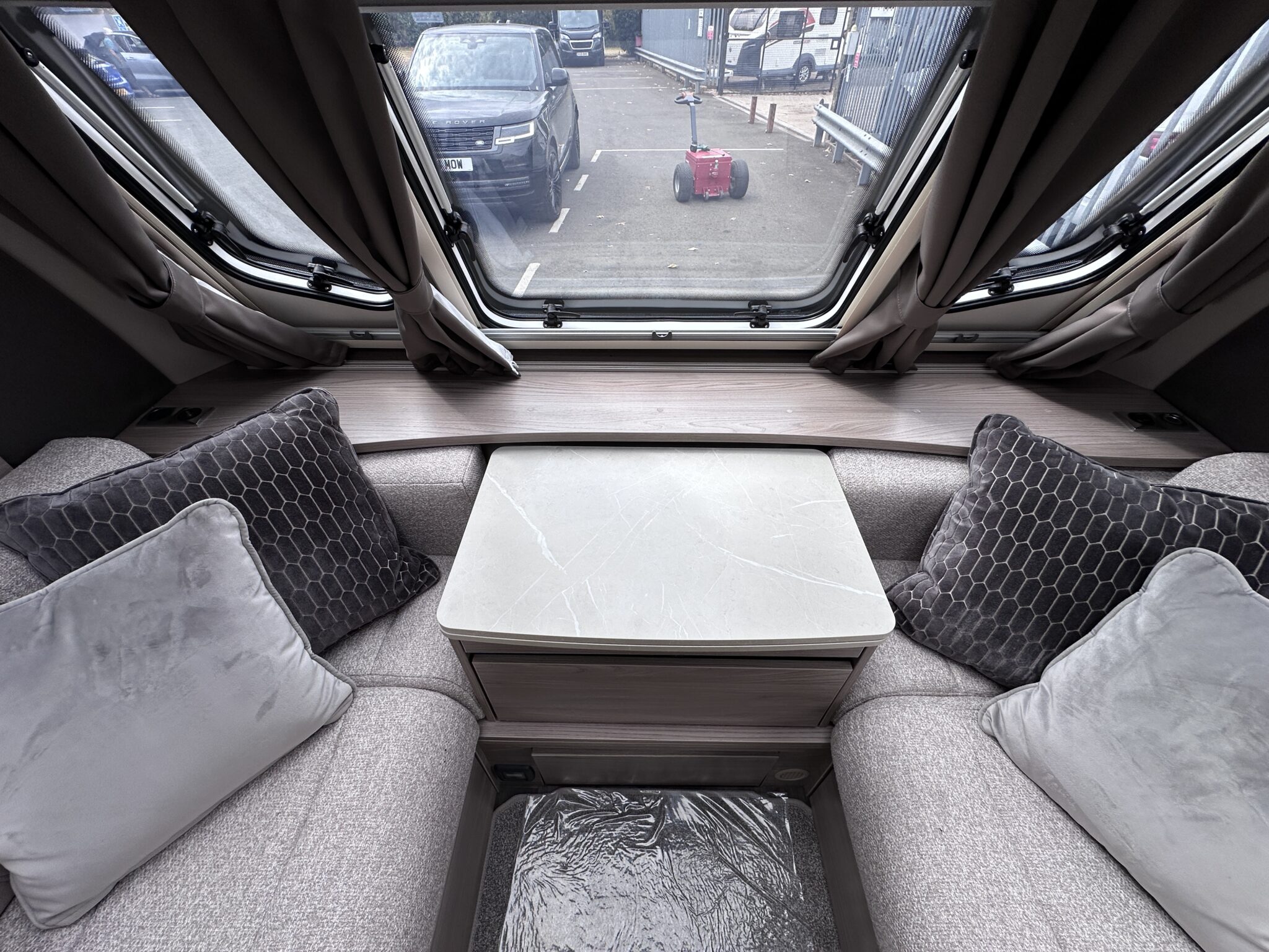 Swift Challenger Exclusive 480 – 2024 Caravan - Image 26