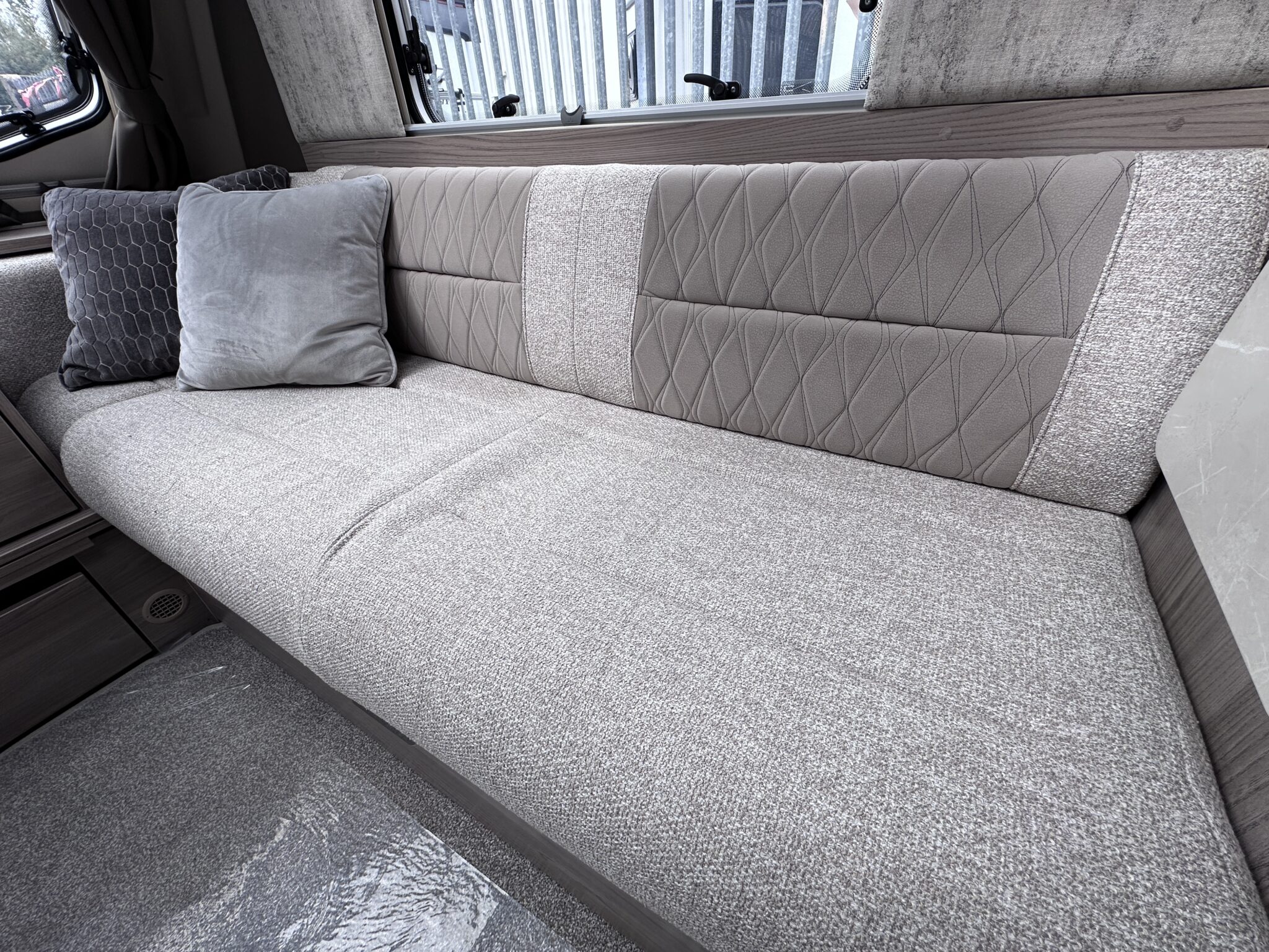 Swift Challenger Exclusive 480 – 2024 Caravan - Image 33