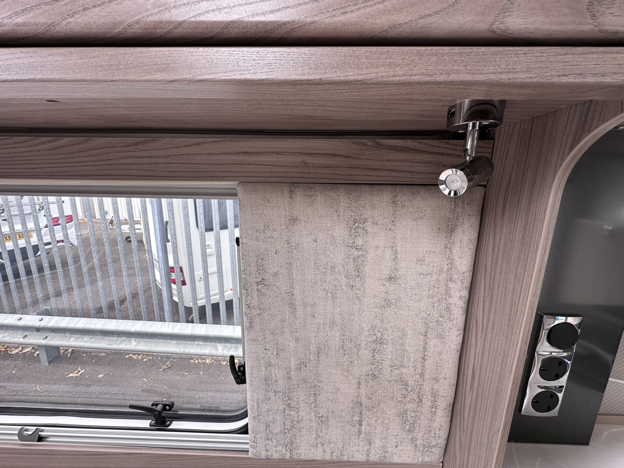 Swift Challenger Exclusive 480 – 2024 Caravan - Image 37