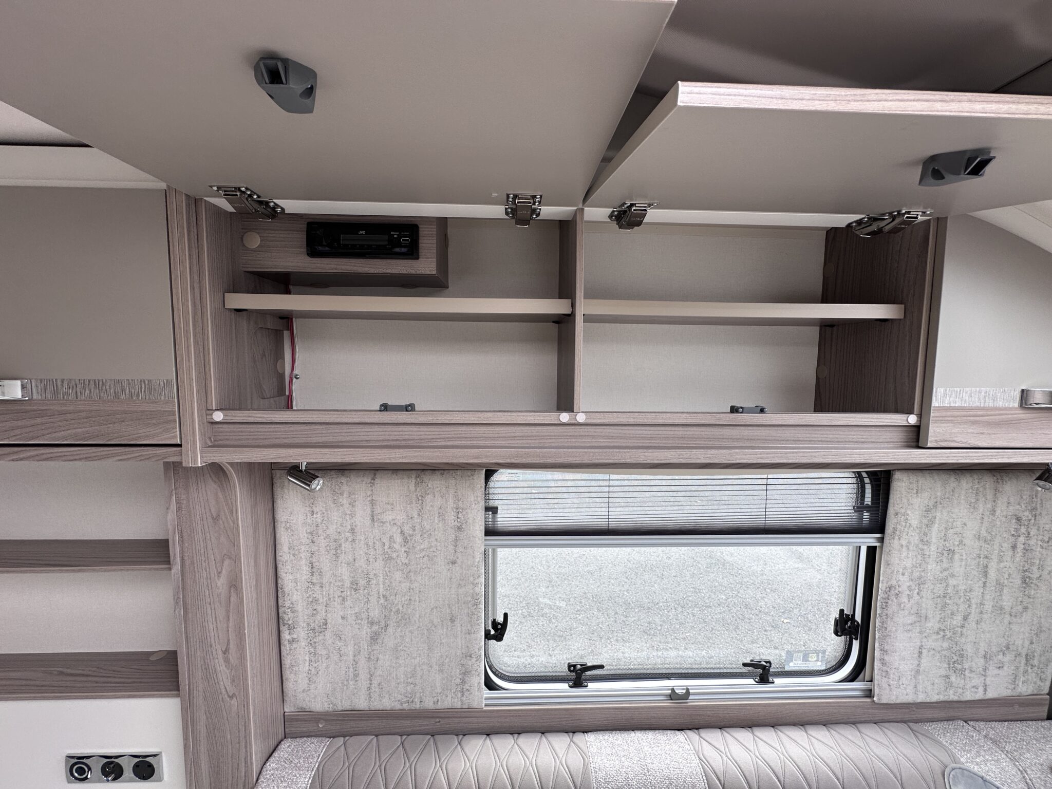 Swift Challenger Exclusive 480 – 2024 Caravan - Image 40