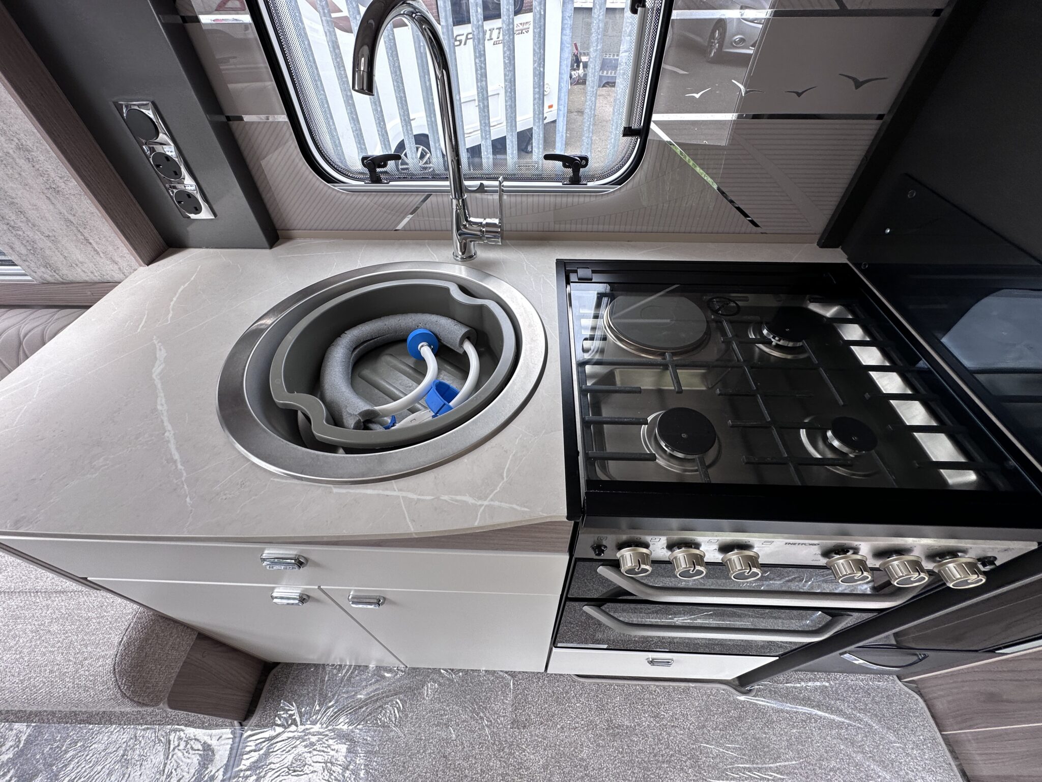 Swift Challenger Exclusive 480 – 2024 Caravan - Image 45