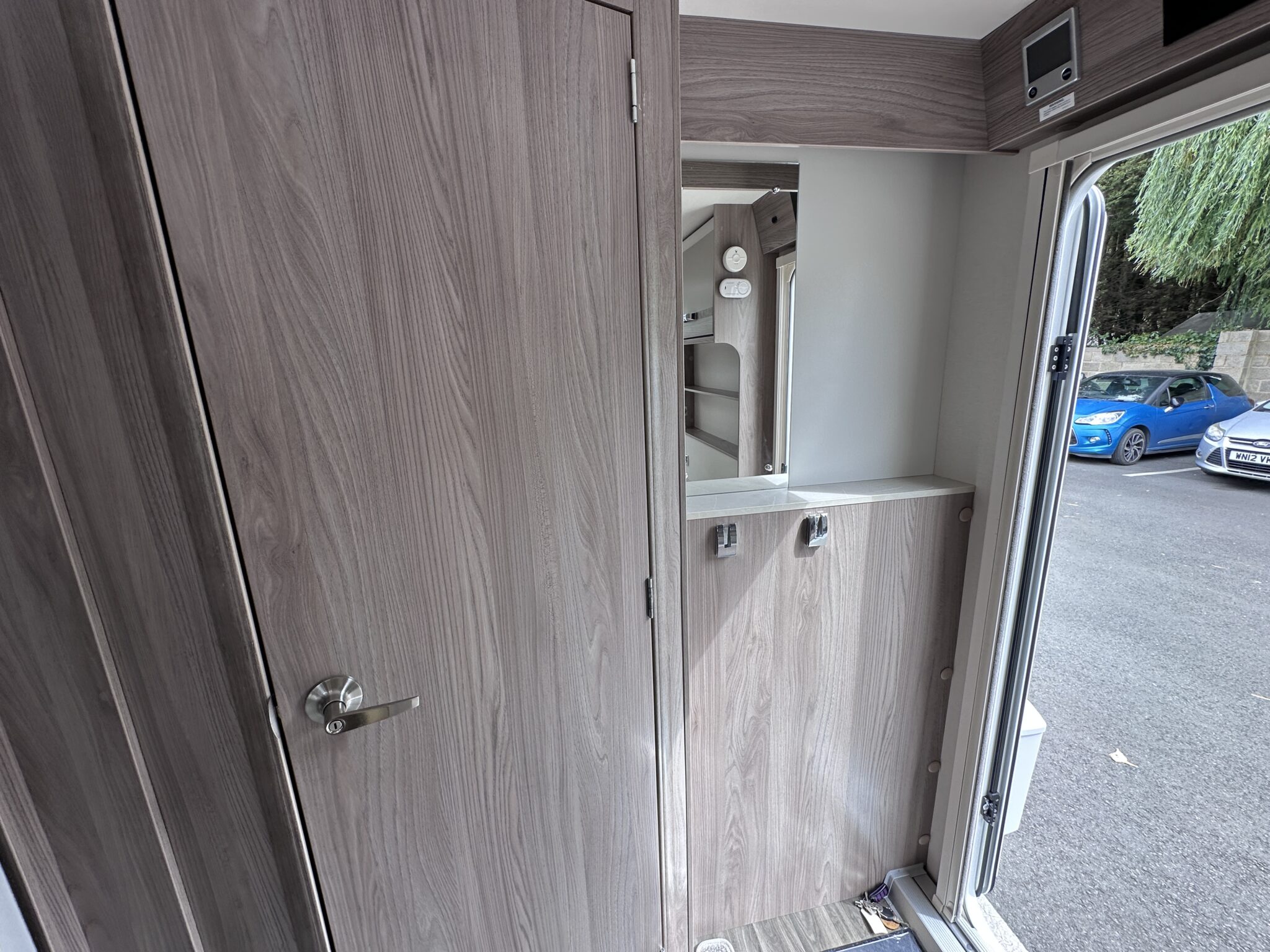 Swift Challenger Exclusive 480 – 2024 Caravan - Image 55