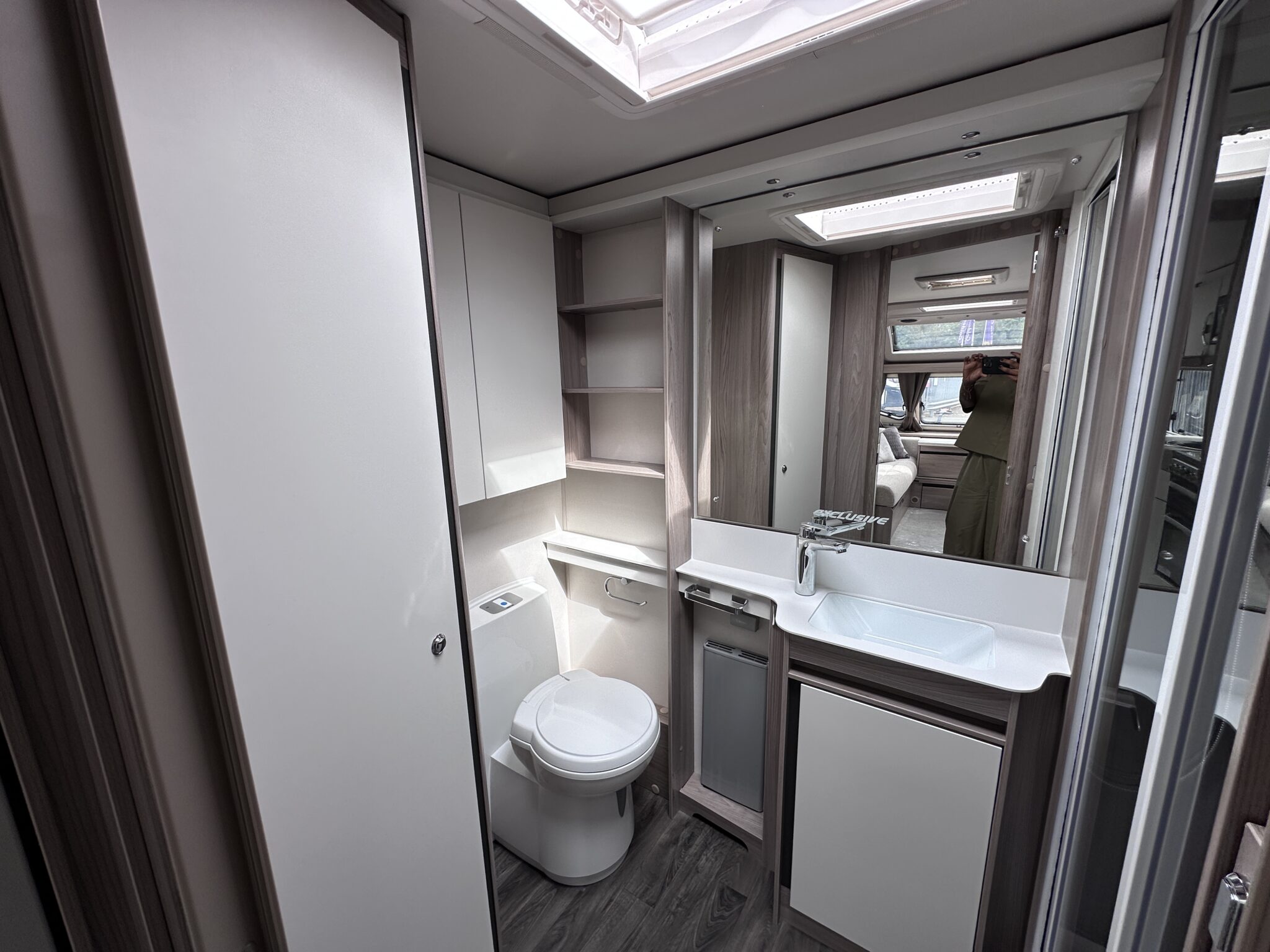 Swift Challenger Exclusive 480 – 2024 Caravan - Image 56