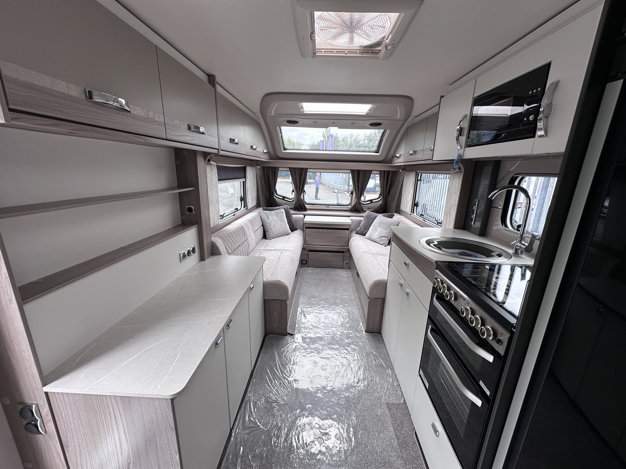Swift Challenger Exclusive 480 – 2024 Caravan - Image 64