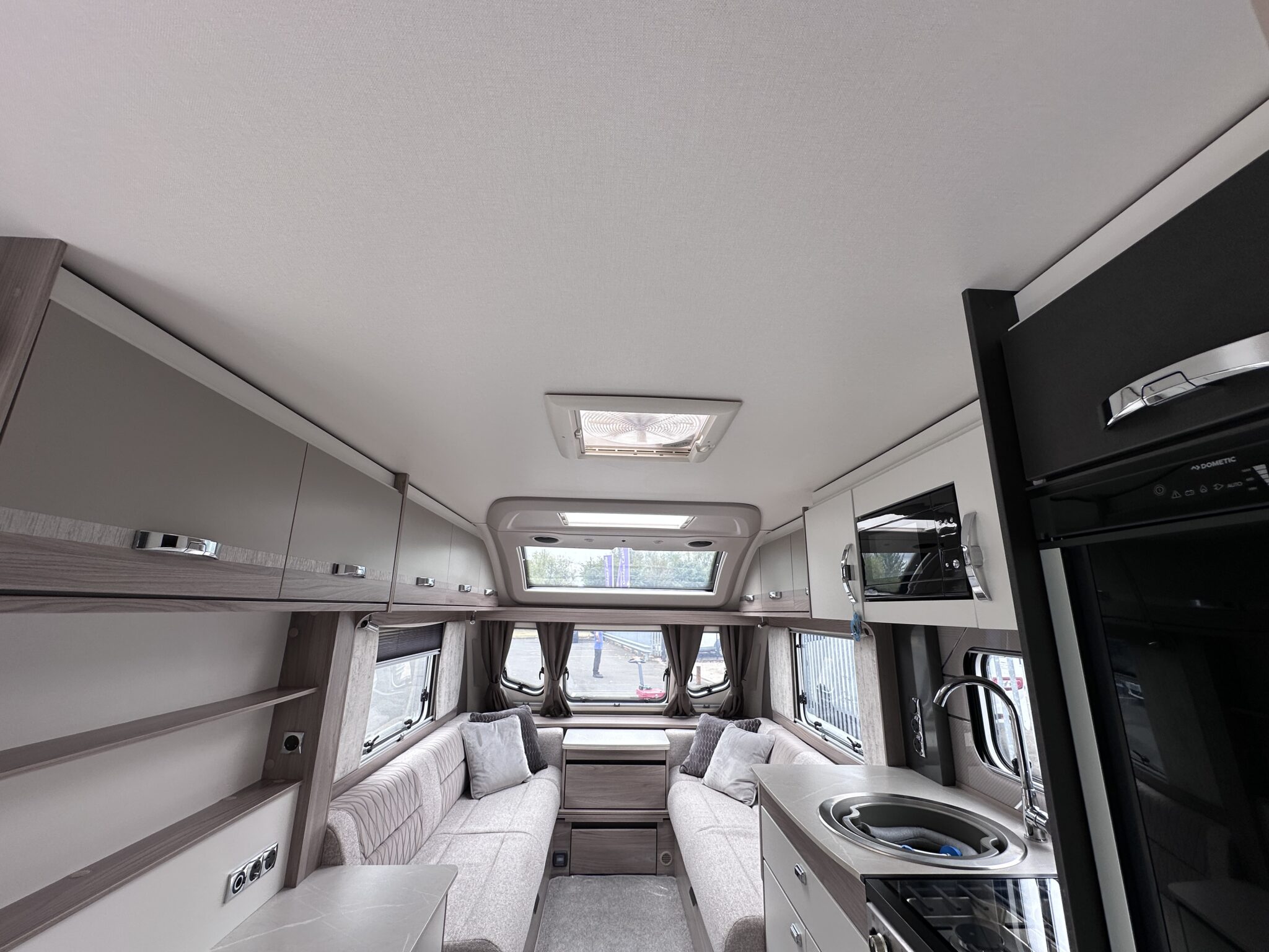 Swift Challenger Exclusive 480 – 2024 Caravan - Image 65