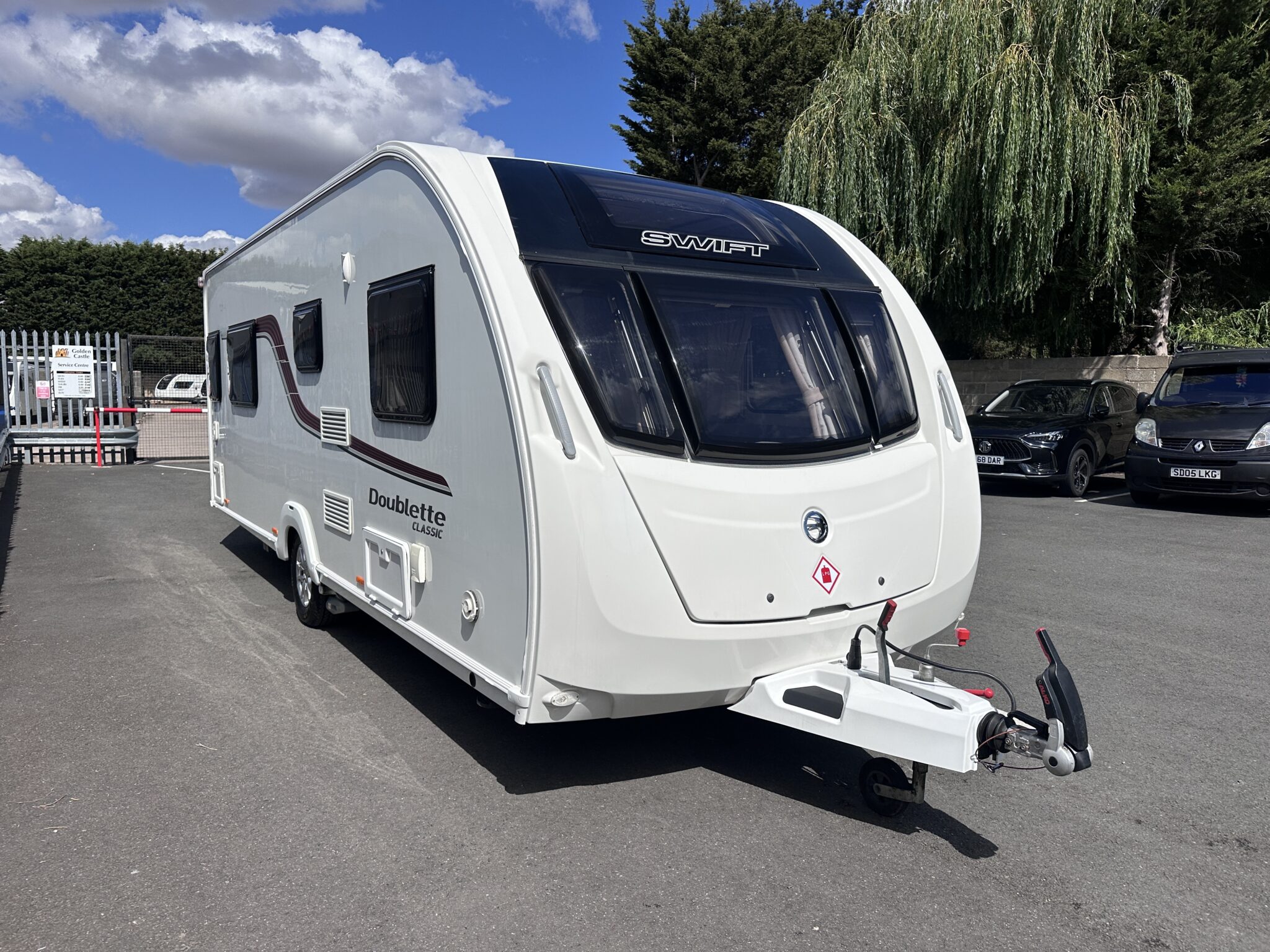 Swift Classic Doublette – 2016 Caravan - Image 4