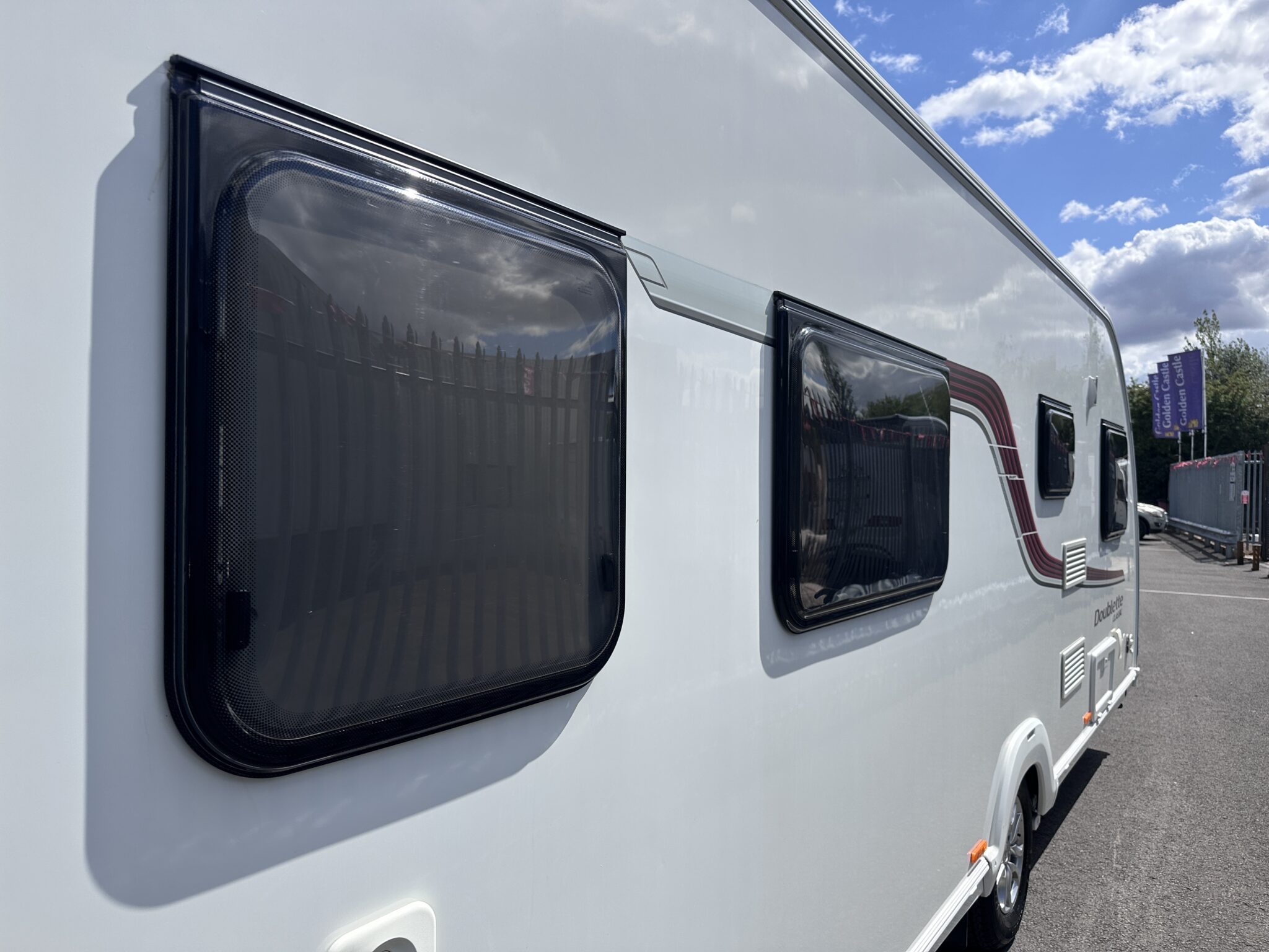 Swift Classic Doublette – 2016 Caravan - Image 17