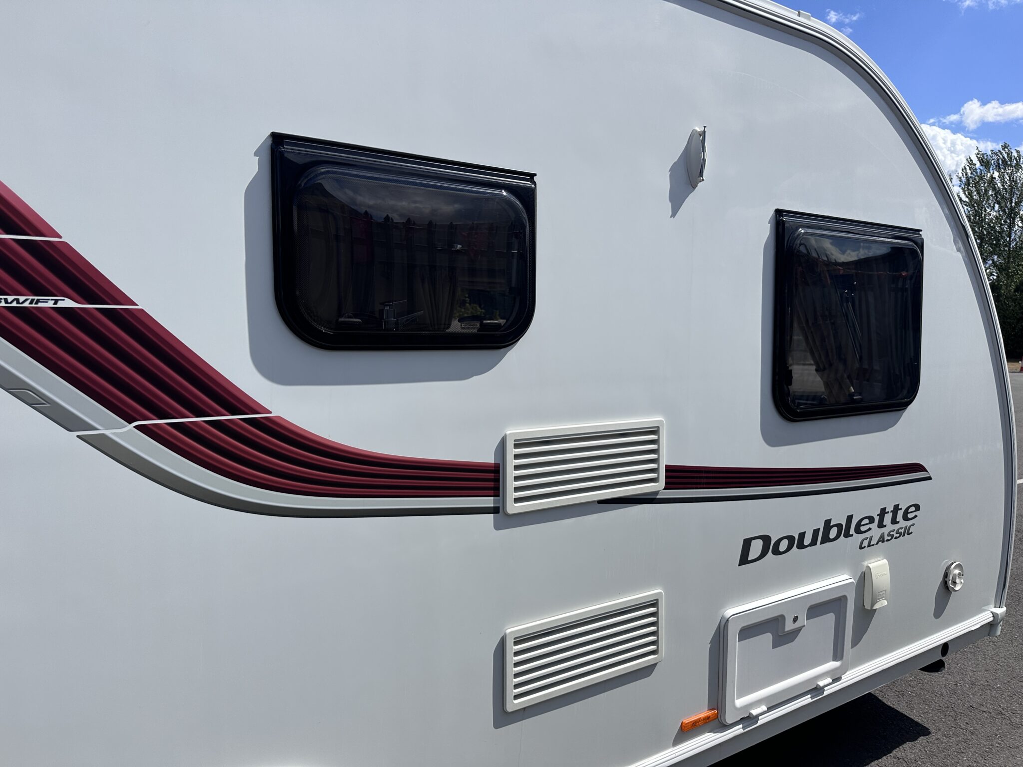 Swift Classic Doublette – 2016 Caravan - Image 20