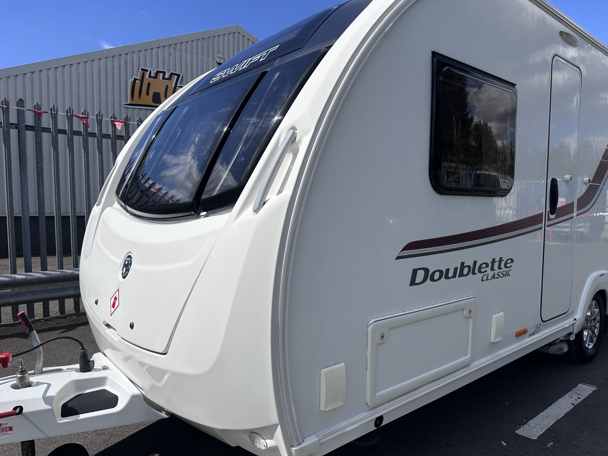 Swift Classic Doublette – 2016 Caravan - Image 27