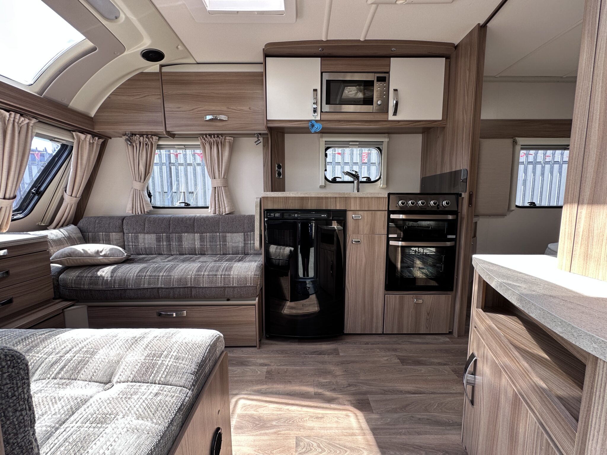 Swift Classic Doublette – 2016 Caravan - Image 28