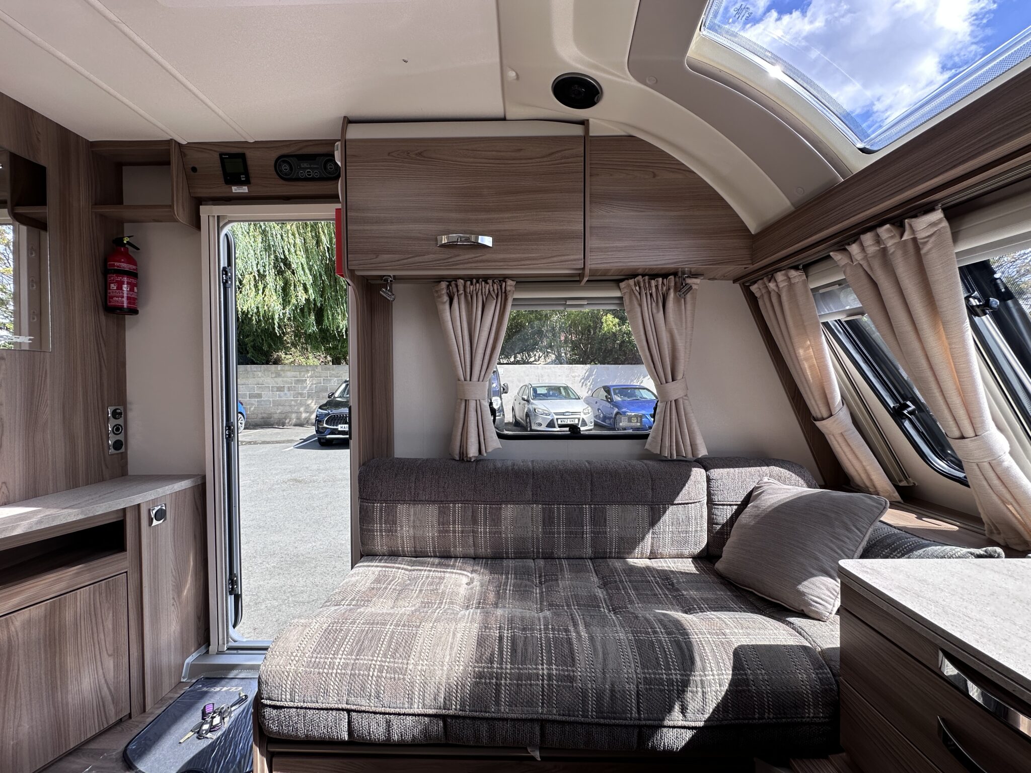 Swift Classic Doublette – 2016 Caravan - Image 35