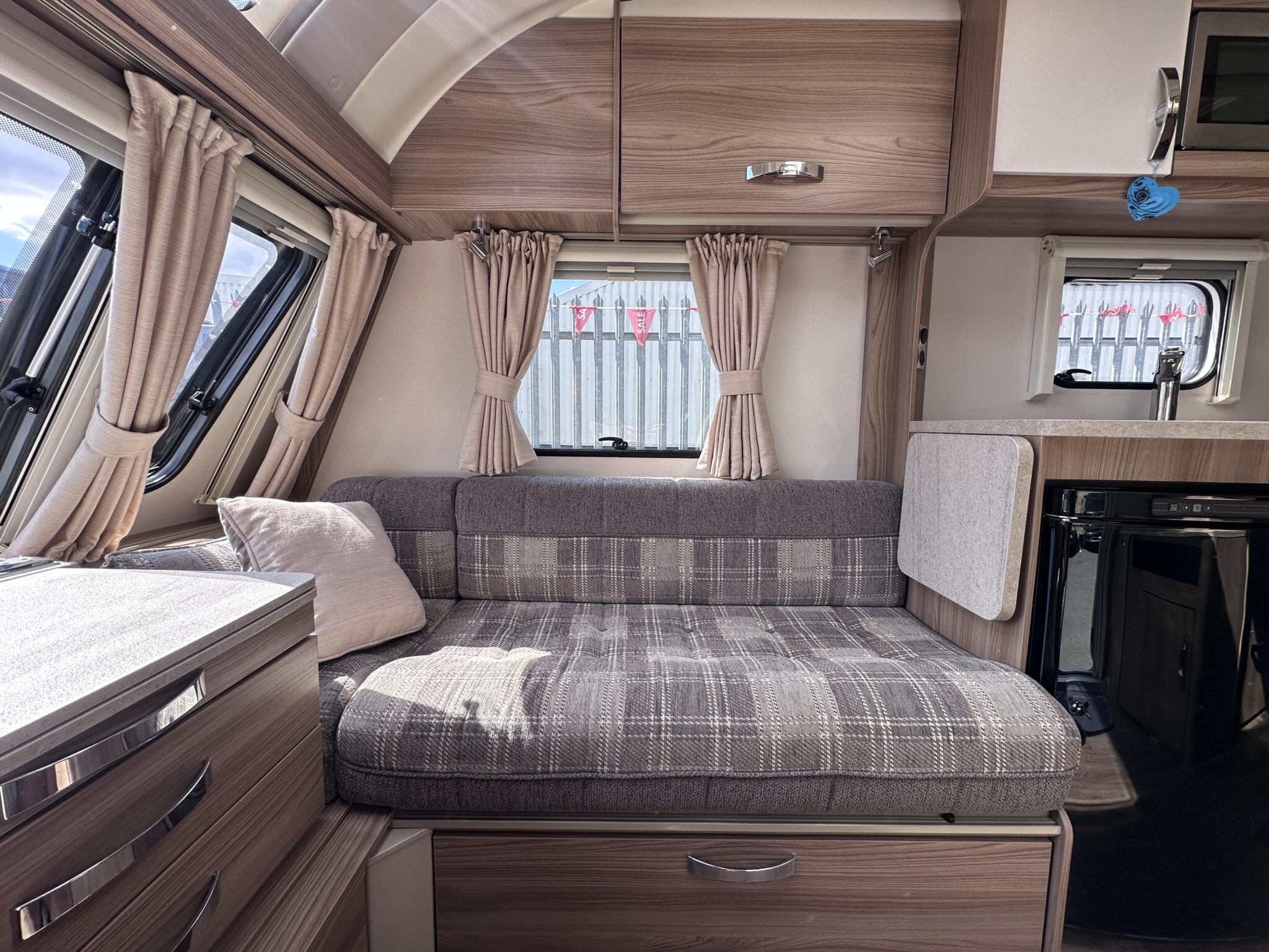 Swift Classic Doublette – 2016 Caravan - Image 40