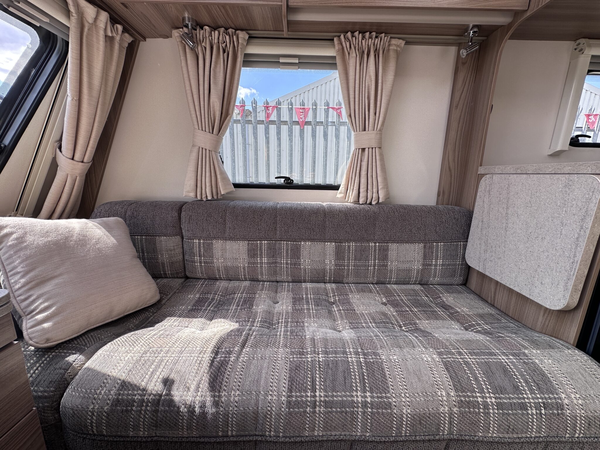 Swift Classic Doublette – 2016 Caravan - Image 41