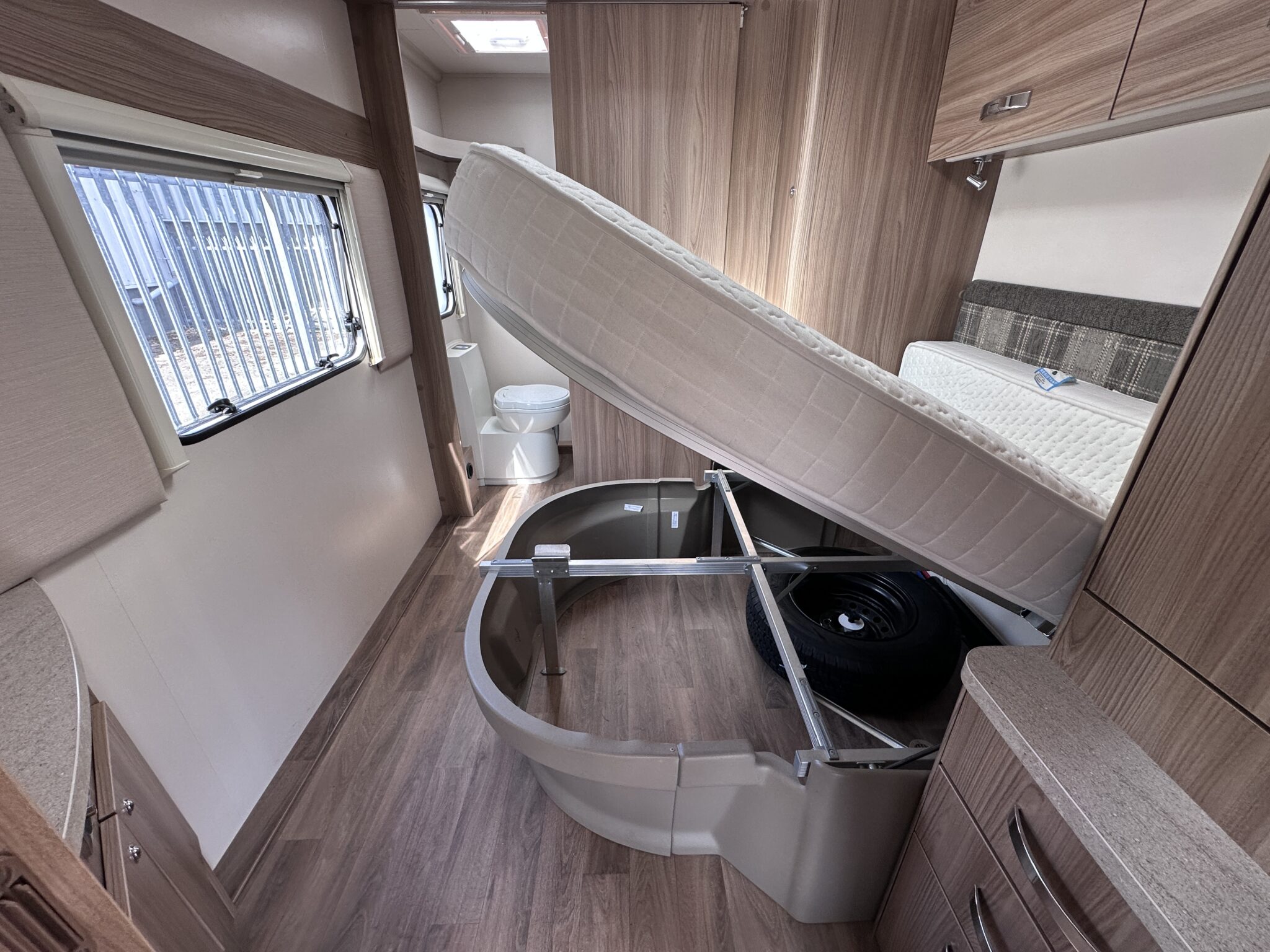 Swift Classic Doublette – 2016 Caravan - Image 64