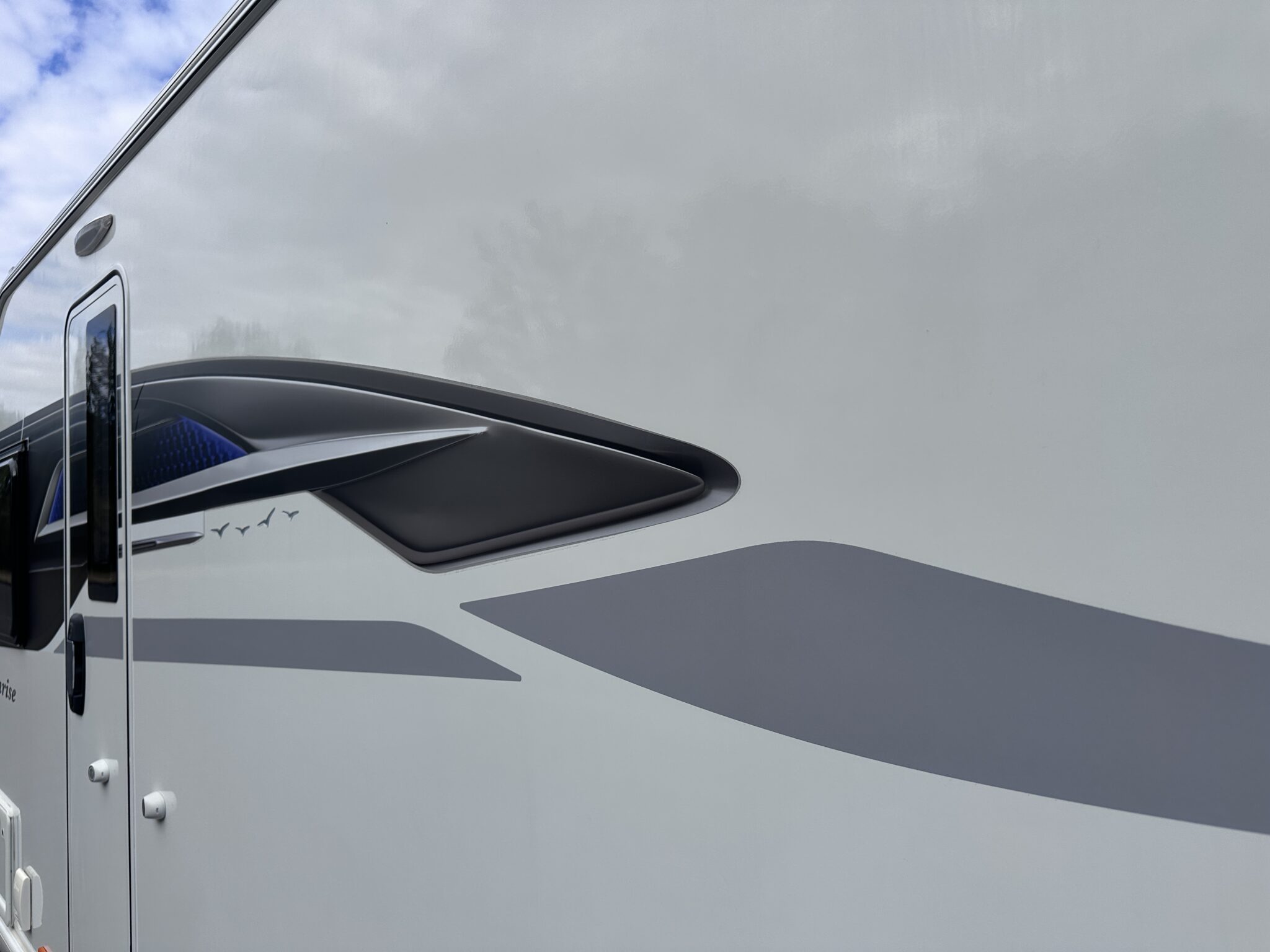 Swift Sunrise 880 – 2023 Caravan - Image 18