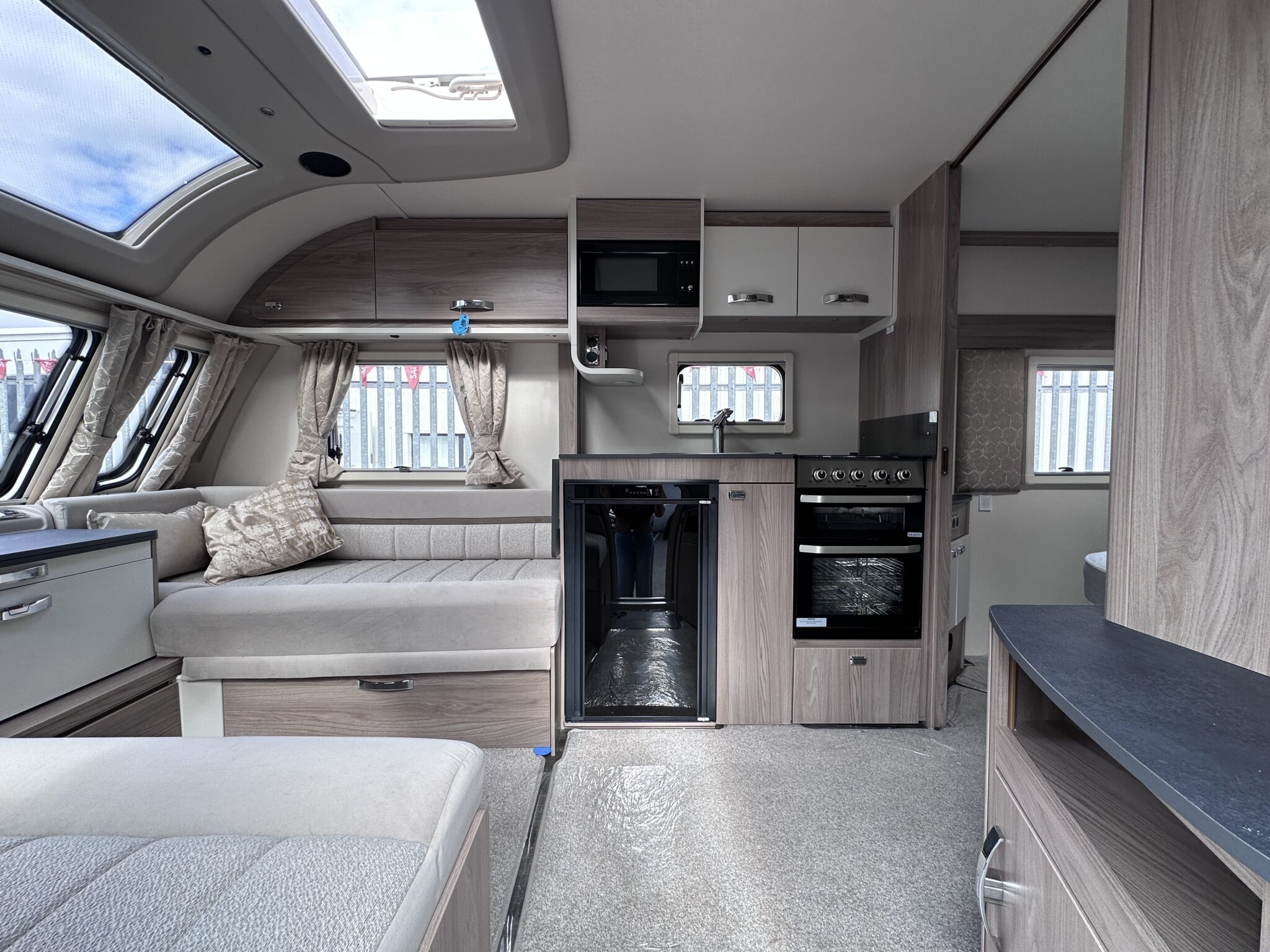 Swift Sunrise 880 – 2023 Caravan - Image 28