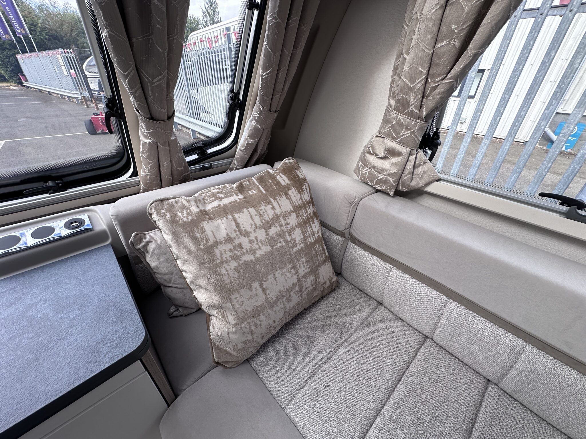 Swift Sunrise 880 – 2023 Caravan - Image 37