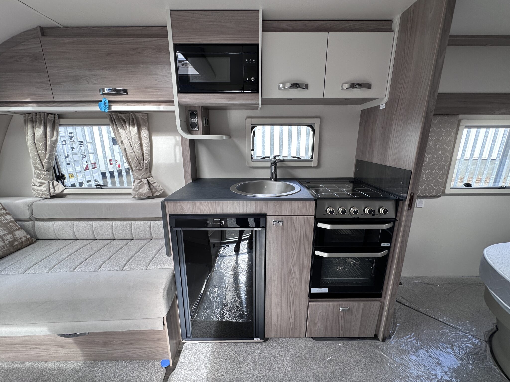 Swift Sunrise 880 – 2023 Caravan - Image 49
