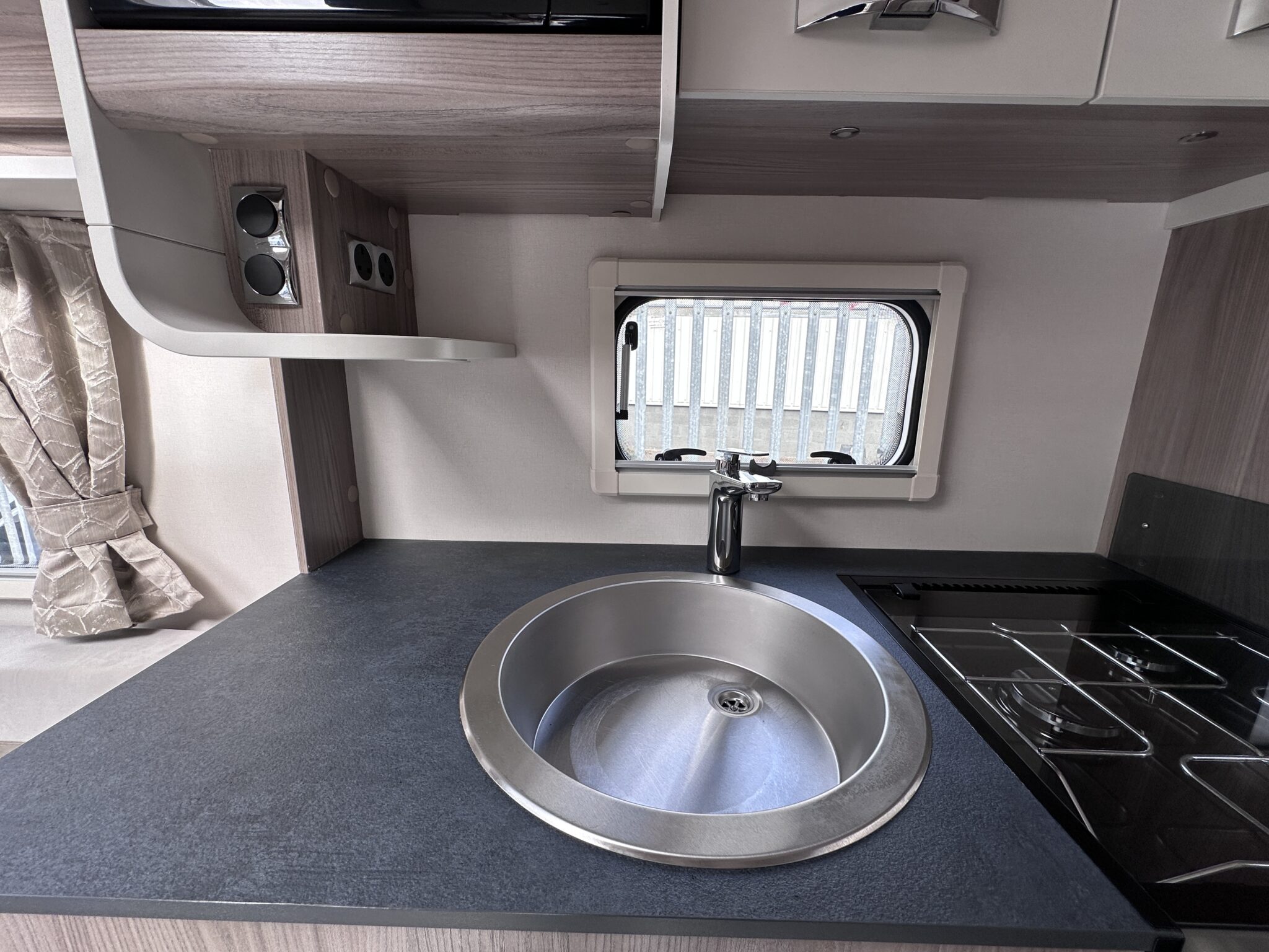 Swift Sunrise 880 – 2023 Caravan - Image 52