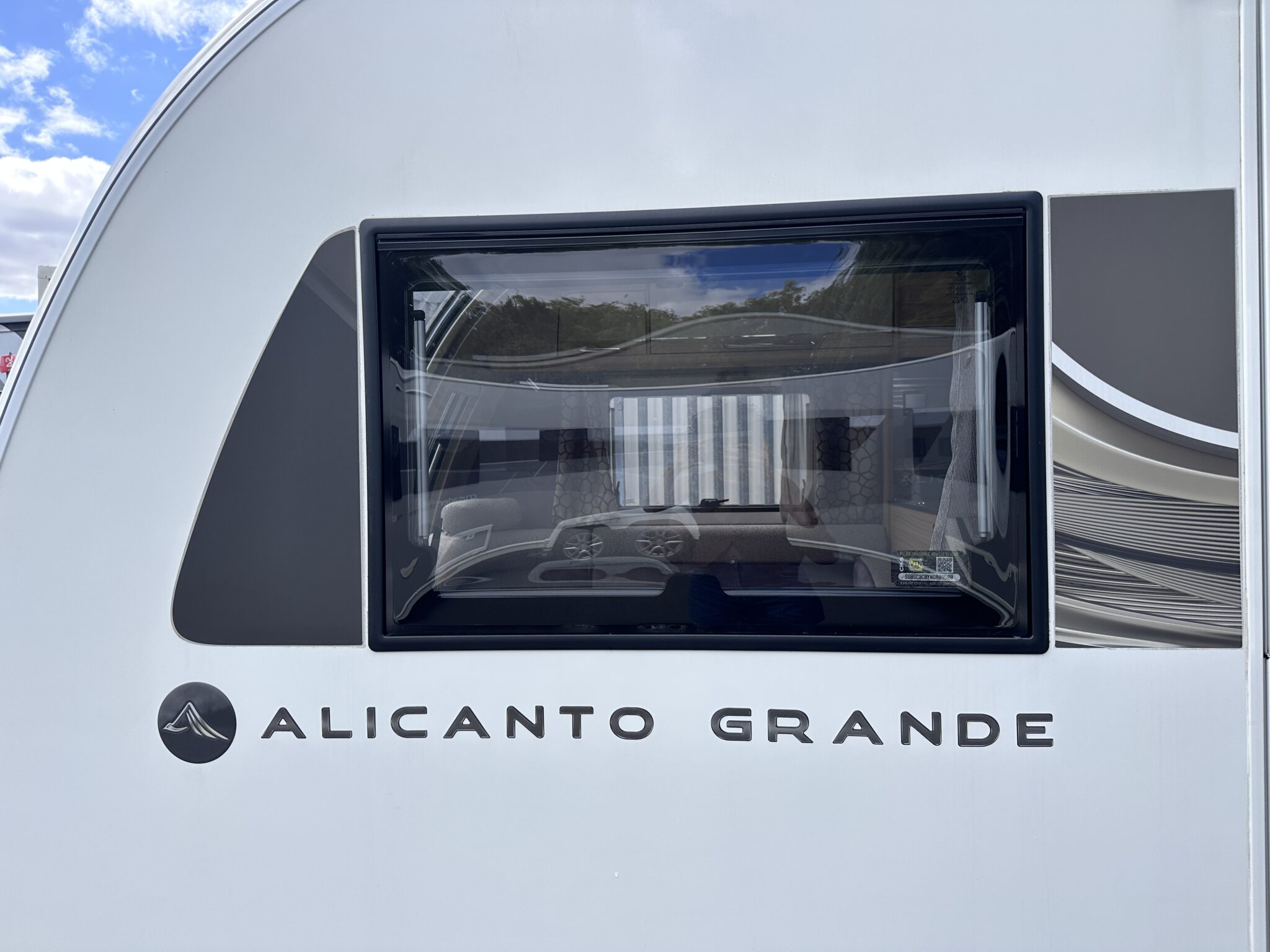 Bailey Alicanto Grande Lisbon – 2022 Caravan - Image 32