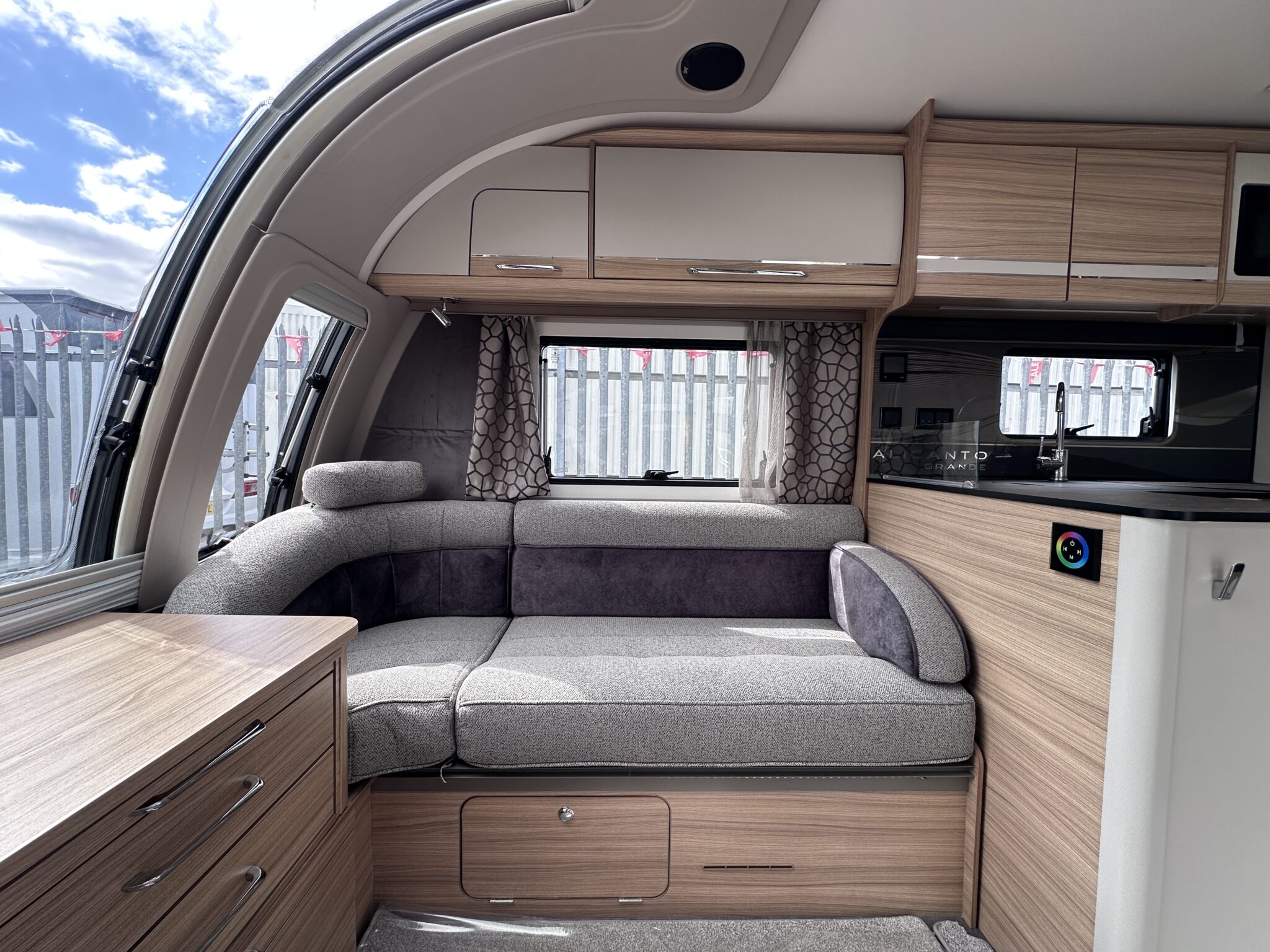 Bailey Alicanto Grande Lisbon – 2022 Caravan - Image 46