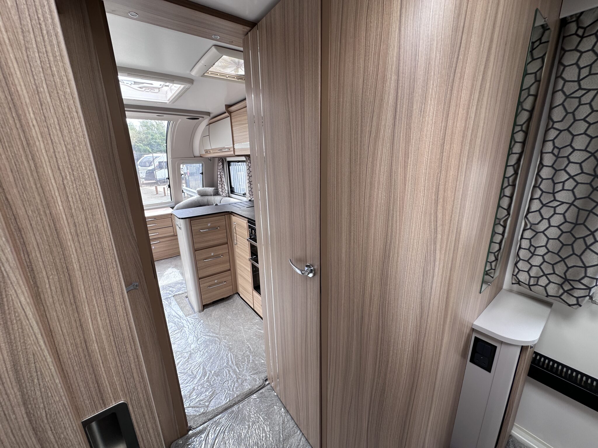 Bailey Alicanto Grande Lisbon – 2022 Caravan - Image 84
