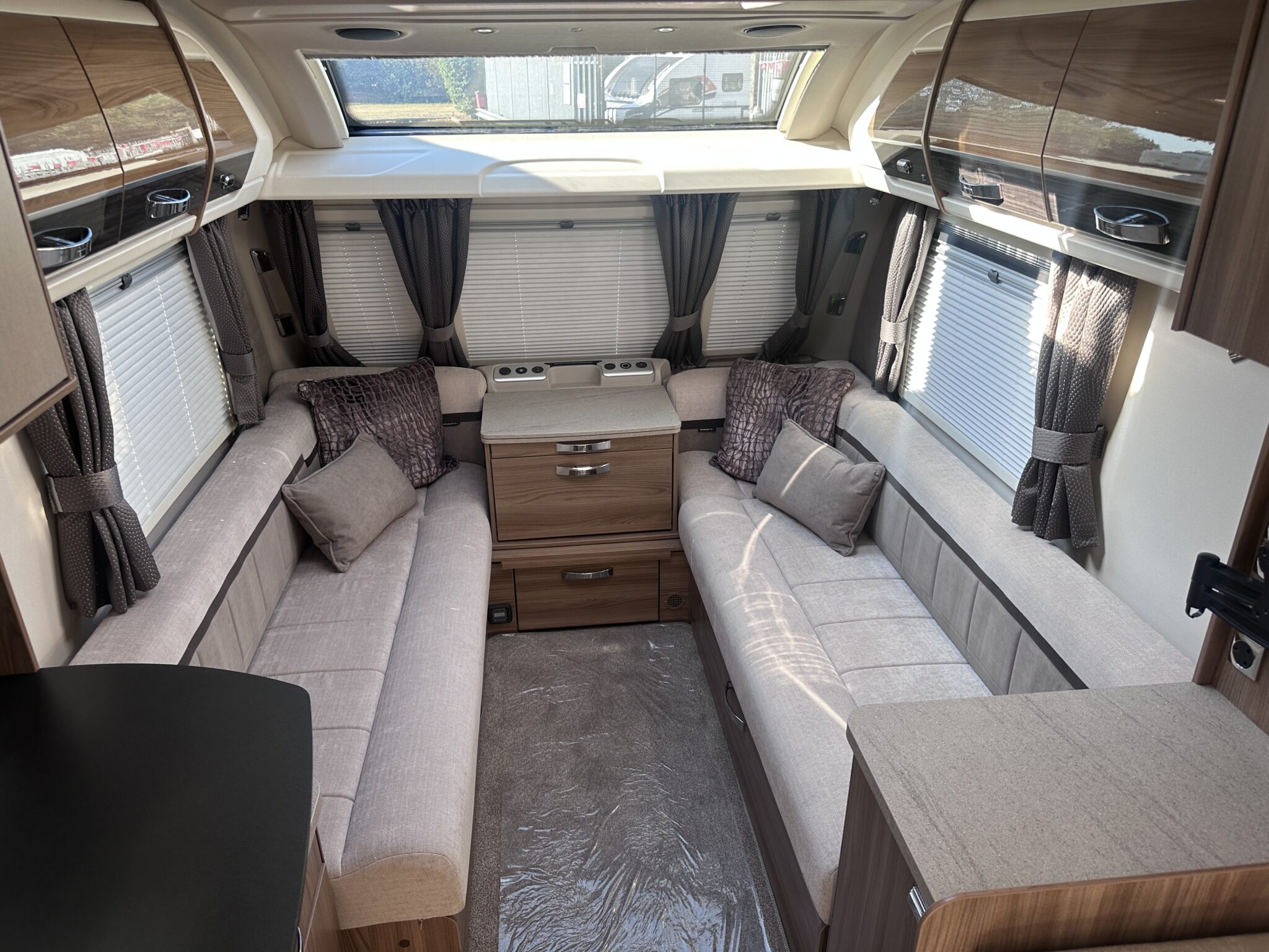 Swift Elegance 530 – 2019 Caravan - Image 27