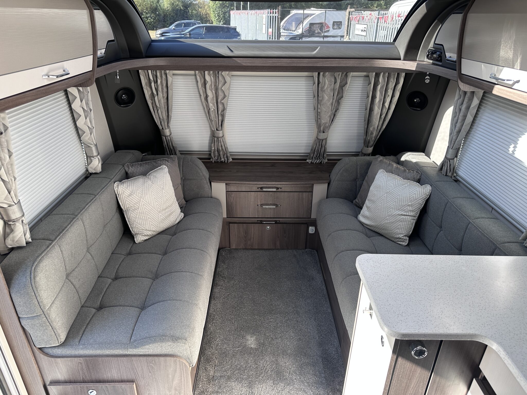 Coachman Laser 575 Xtra – 2023 Caravan - Image 25
