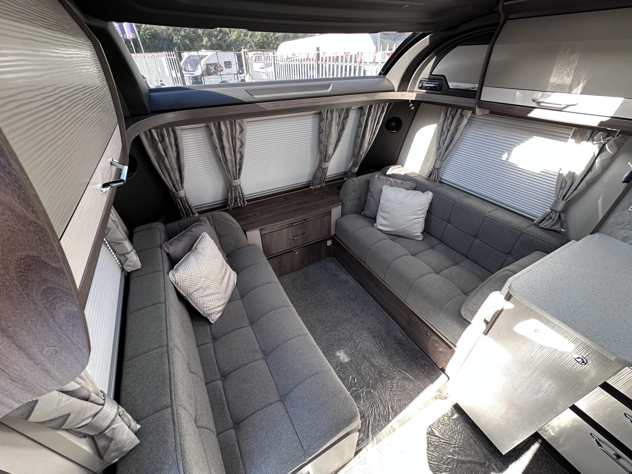 Coachman Laser 575 Xtra – 2023 Caravan - Image 26