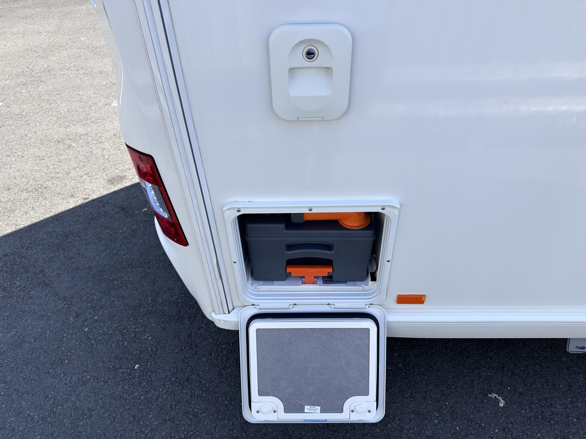 Swift Horizon Compact – 2023 Caravan - Image 21