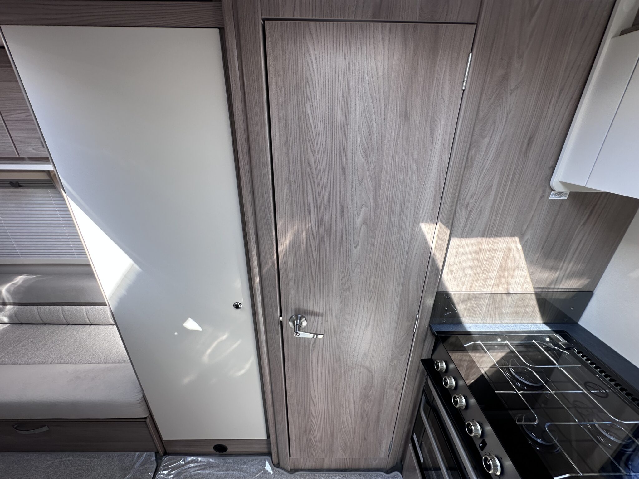 Swift Horizon Compact – 2023 Caravan - Image 27