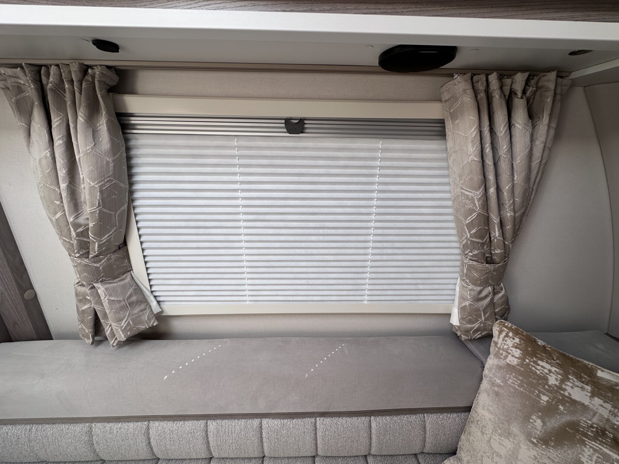 Swift Horizon Compact – 2023 Caravan - Image 30