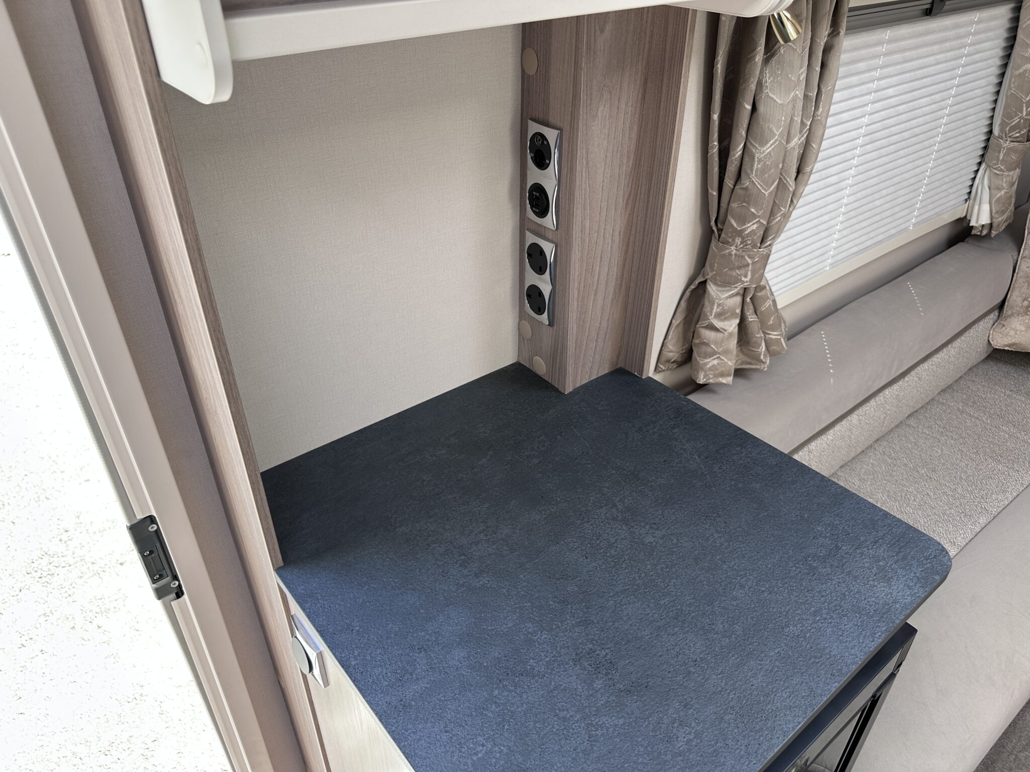 Swift Horizon Compact – 2023 Caravan - Image 51