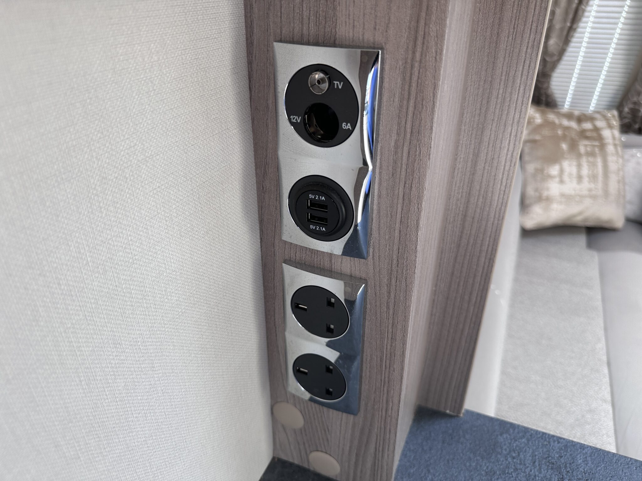 Swift Horizon Compact – 2023 Caravan - Image 52