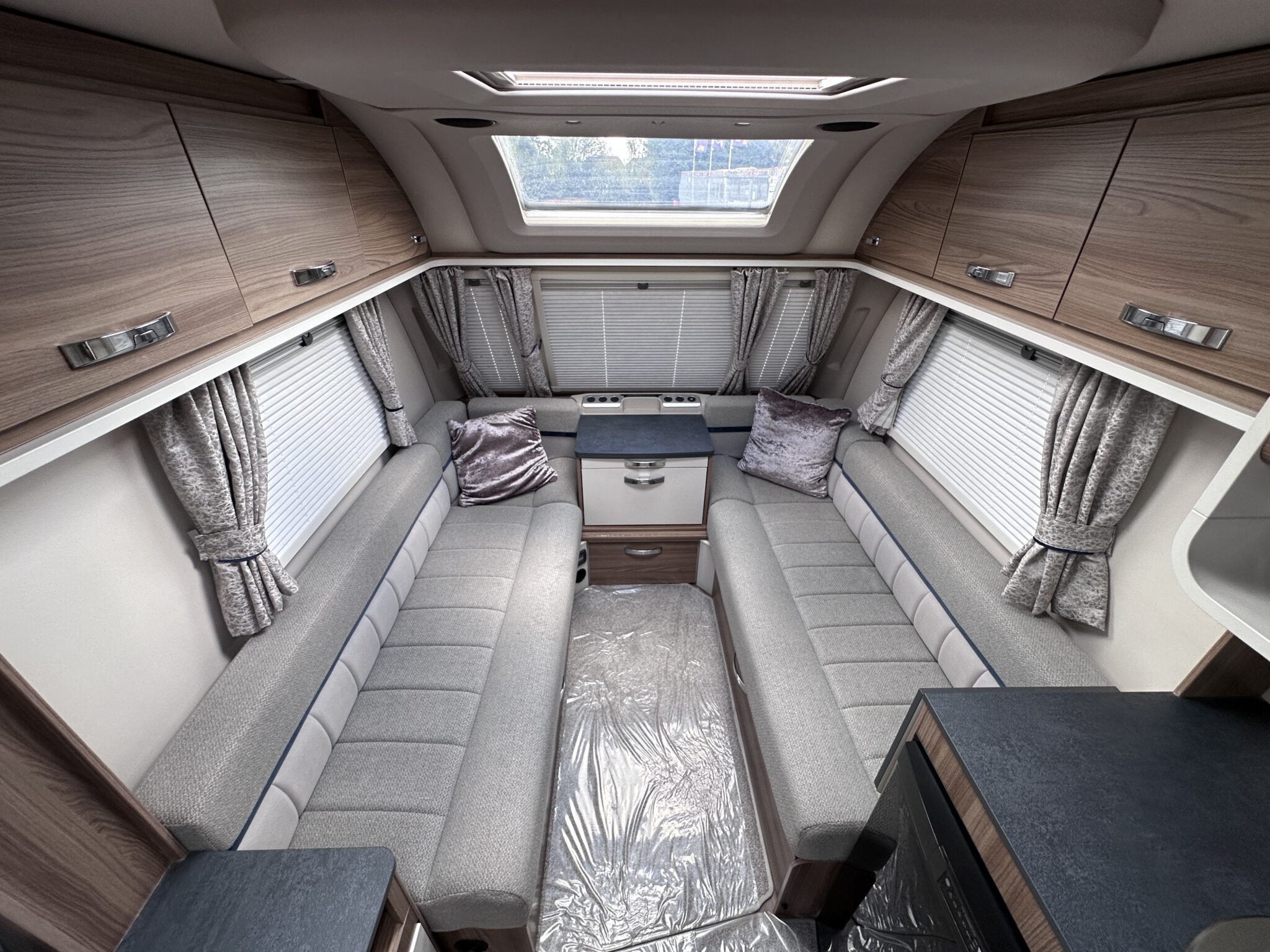 Swift Accord 480 (Alpine 2) – 2021 Caravan - Image 25